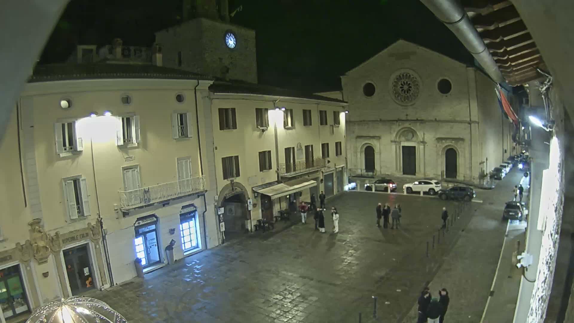 Gualdo Tadino Piazza Martiri della Libertà Square Live Cam - Perugia, Umbria, Italy