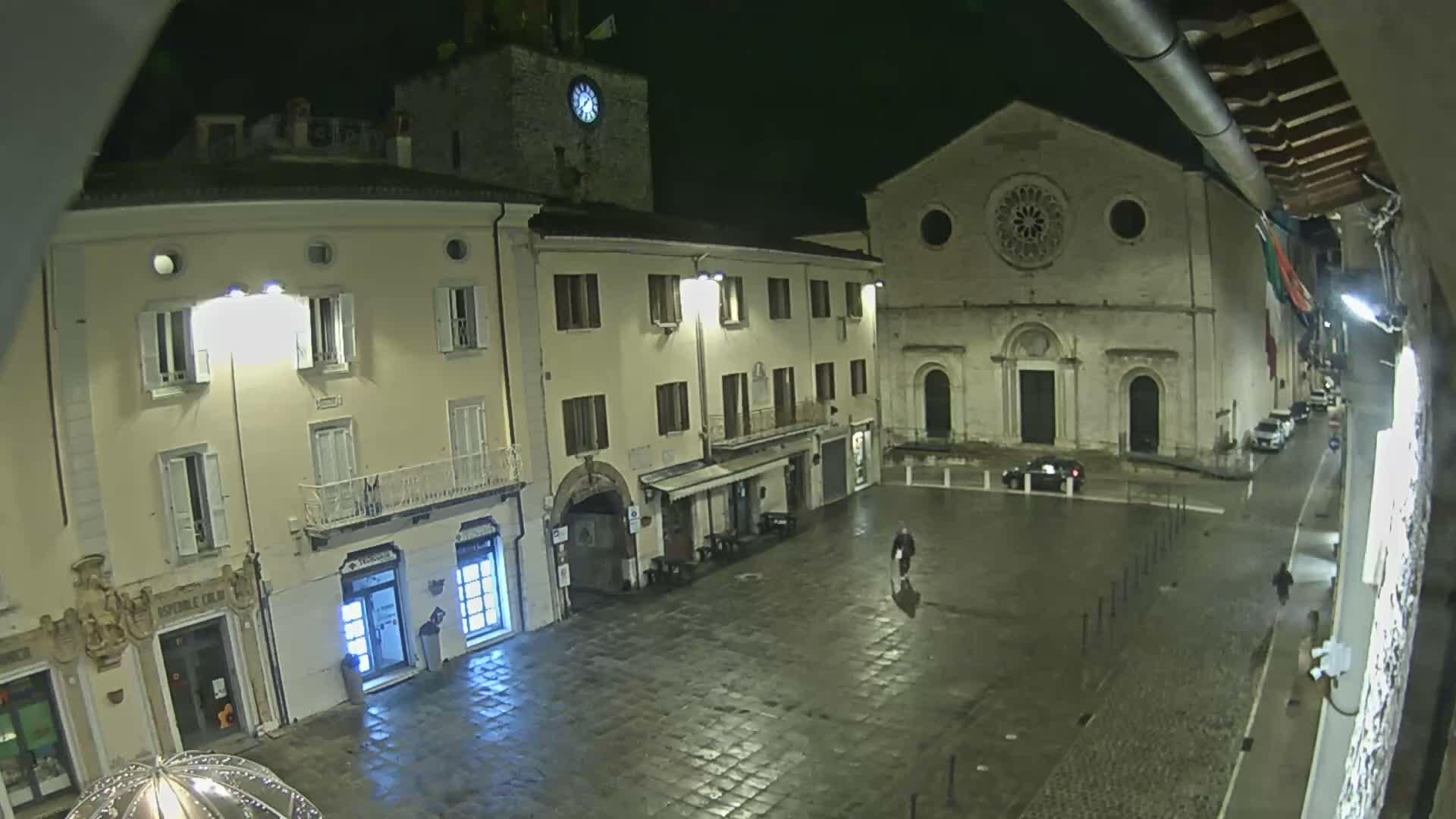 Gualdo Tadino Piazza Martiri della Libertà Square Live Cam - Perugia, Umbria, Italy