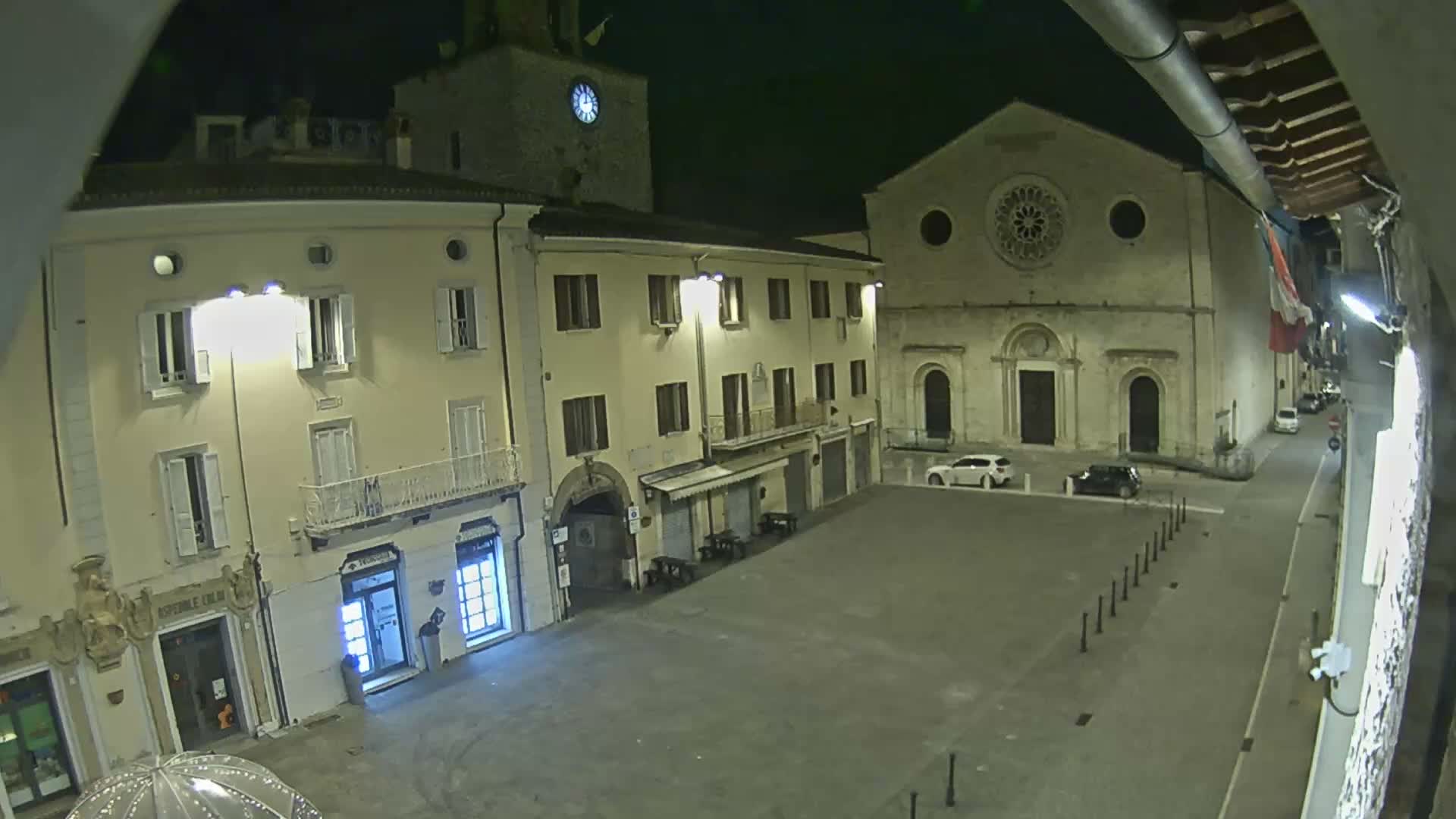 Gualdo Tadino Piazza Martiri della Libertà Square Live Cam - Perugia, Umbria, Italy
