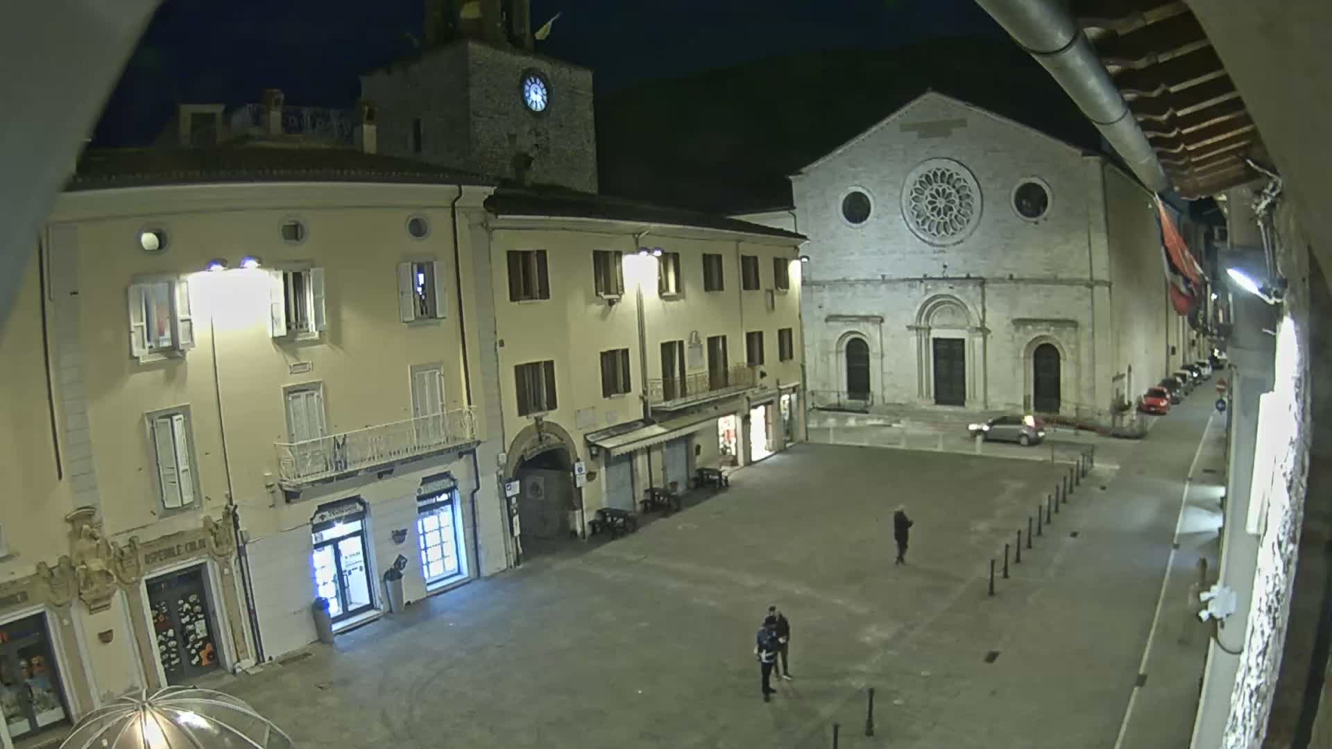 Gualdo Tadino Piazza Martiri della Libertà Square Live Cam - Perugia, Umbria, Italy
