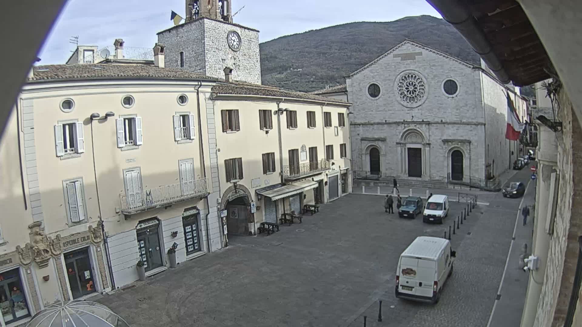 Gualdo Tadino Piazza Martiri della Libertà Square Live Cam - Perugia, Umbria, Italy