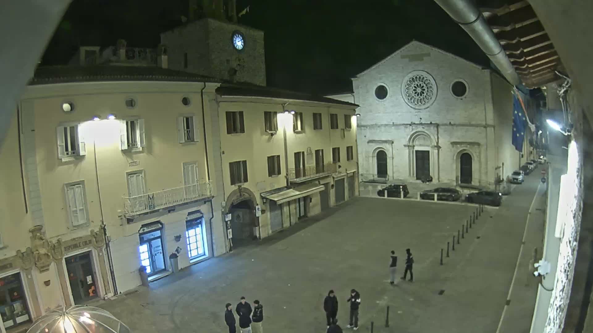 Gualdo Tadino Piazza Martiri della Libertà Square Live Cam - Perugia, Umbria, Italy