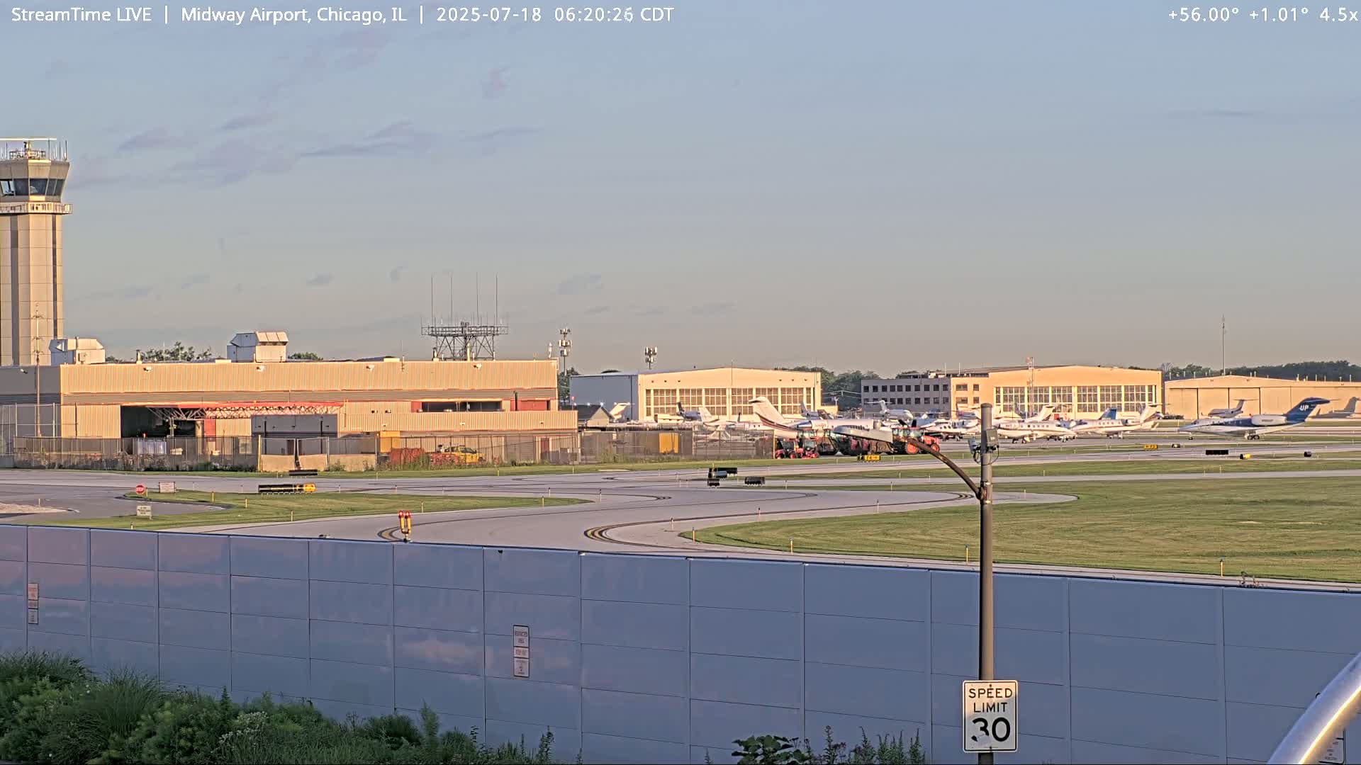 Chicago Midway International Airport Live Cam MDW / KMDW - Garfield Ridge, Chicago, Cook, Illinois, USA