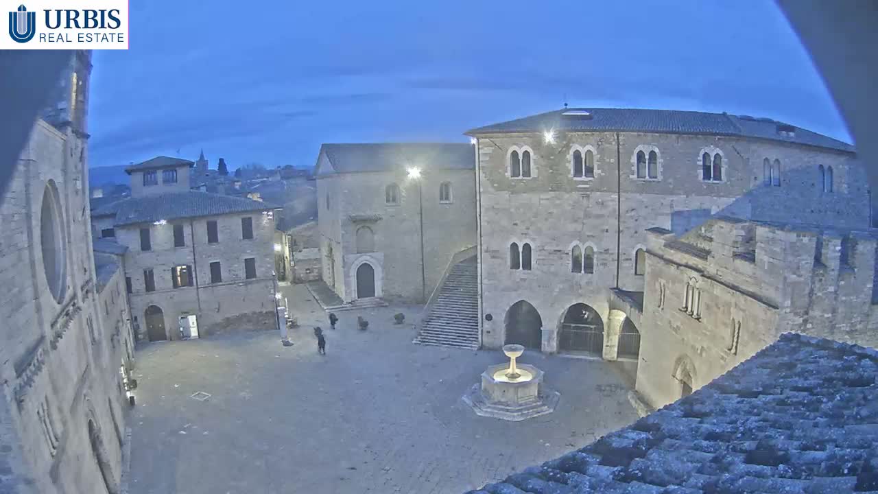 Bevagna Piazza Silvestri Square Live Cam - Perugia, Umbria, Italy