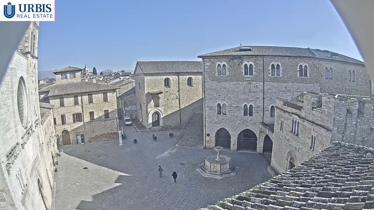 Bevagna Piazza Silvestri Square Live Cam - Perugia, Umbria, Italy