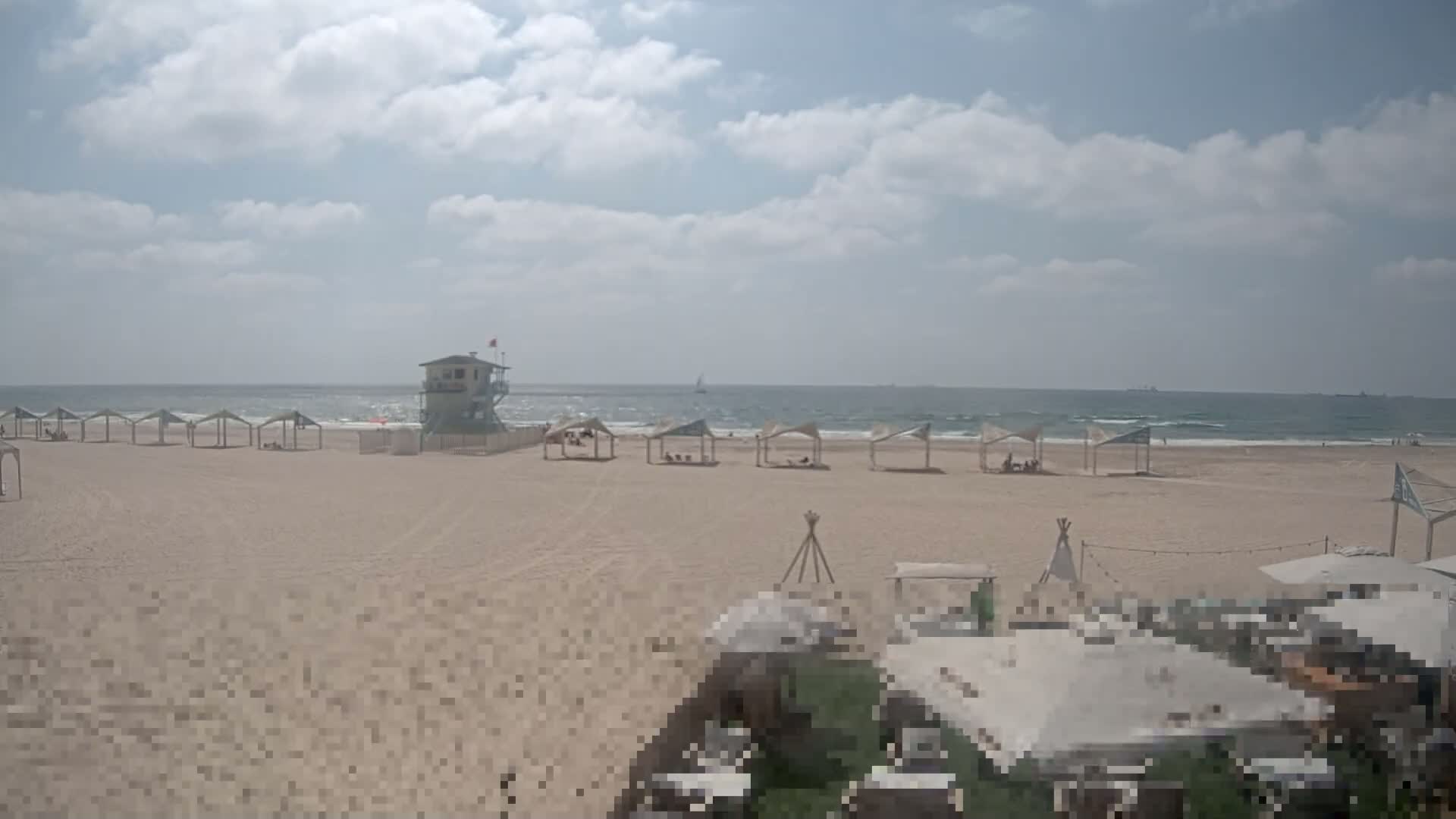 Ashdod, Yud-Alef Beach Live Cam - 