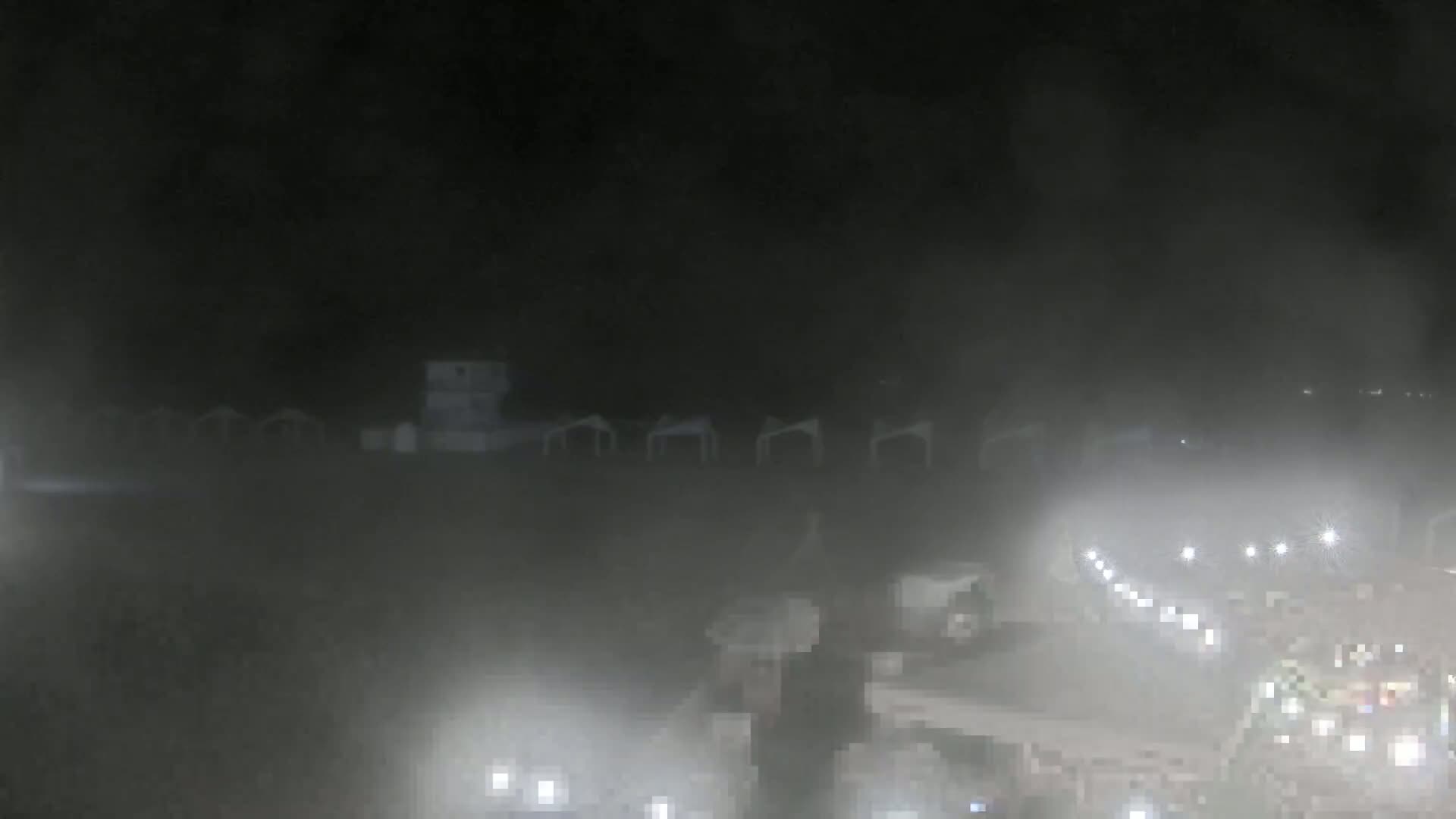 Ashdod, Yud-Alef Beach Live Cam - Ashkelon, Southern, Israel