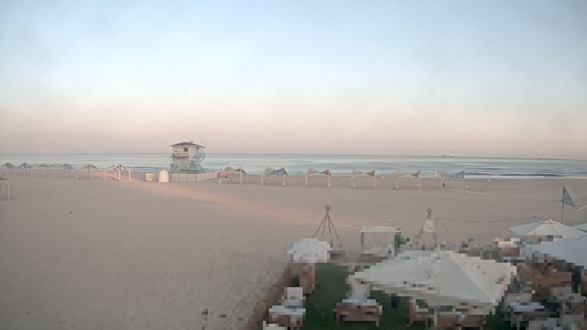 Ashdod, Yud-Alef Beach Live Cam - Ashkelon, Southern, Israel