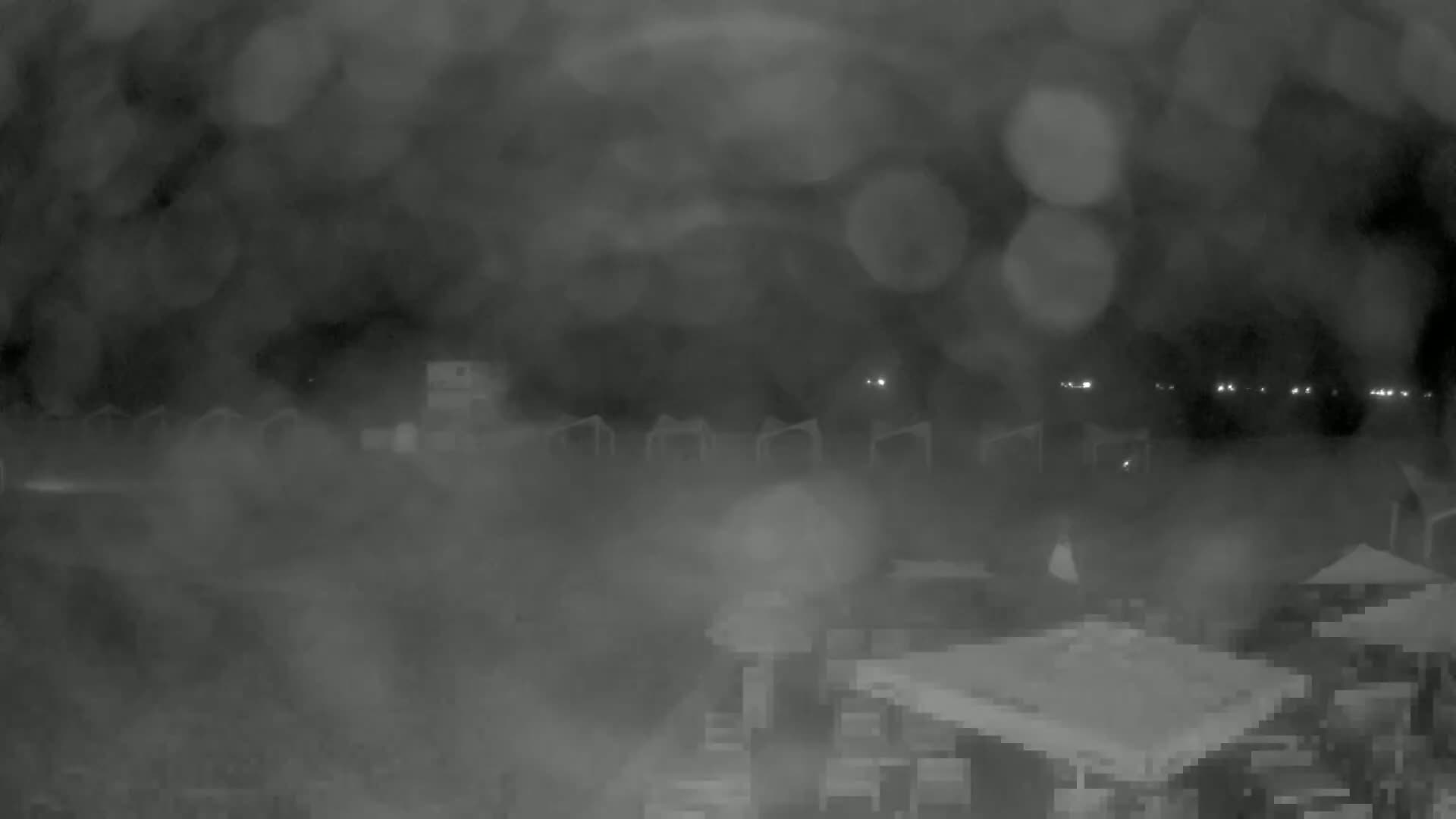 Ashdod, Yud-Alef Beach Live Cam - Ashkelon, Southern, Israel