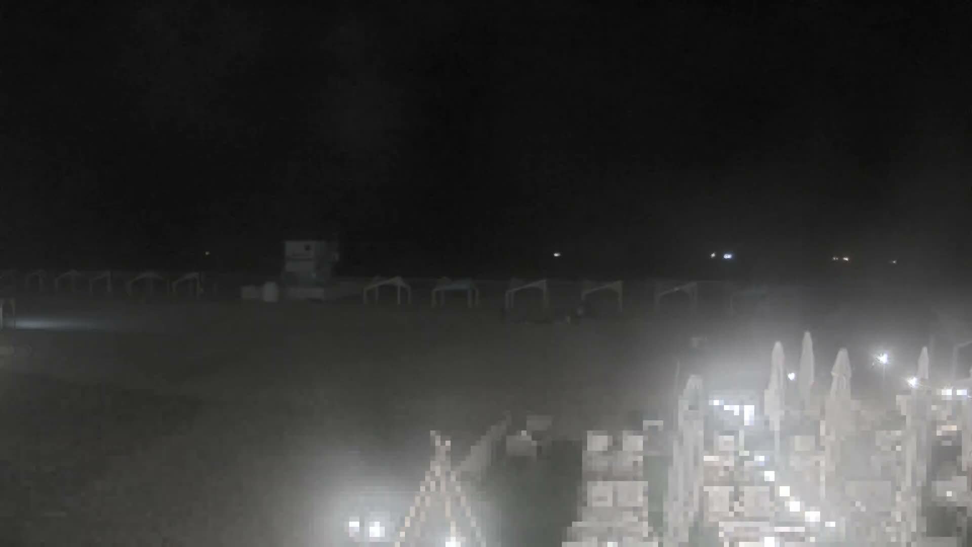 Ashdod, Yud-Alef Beach Live Cam - Ashkelon, Southern, Israel