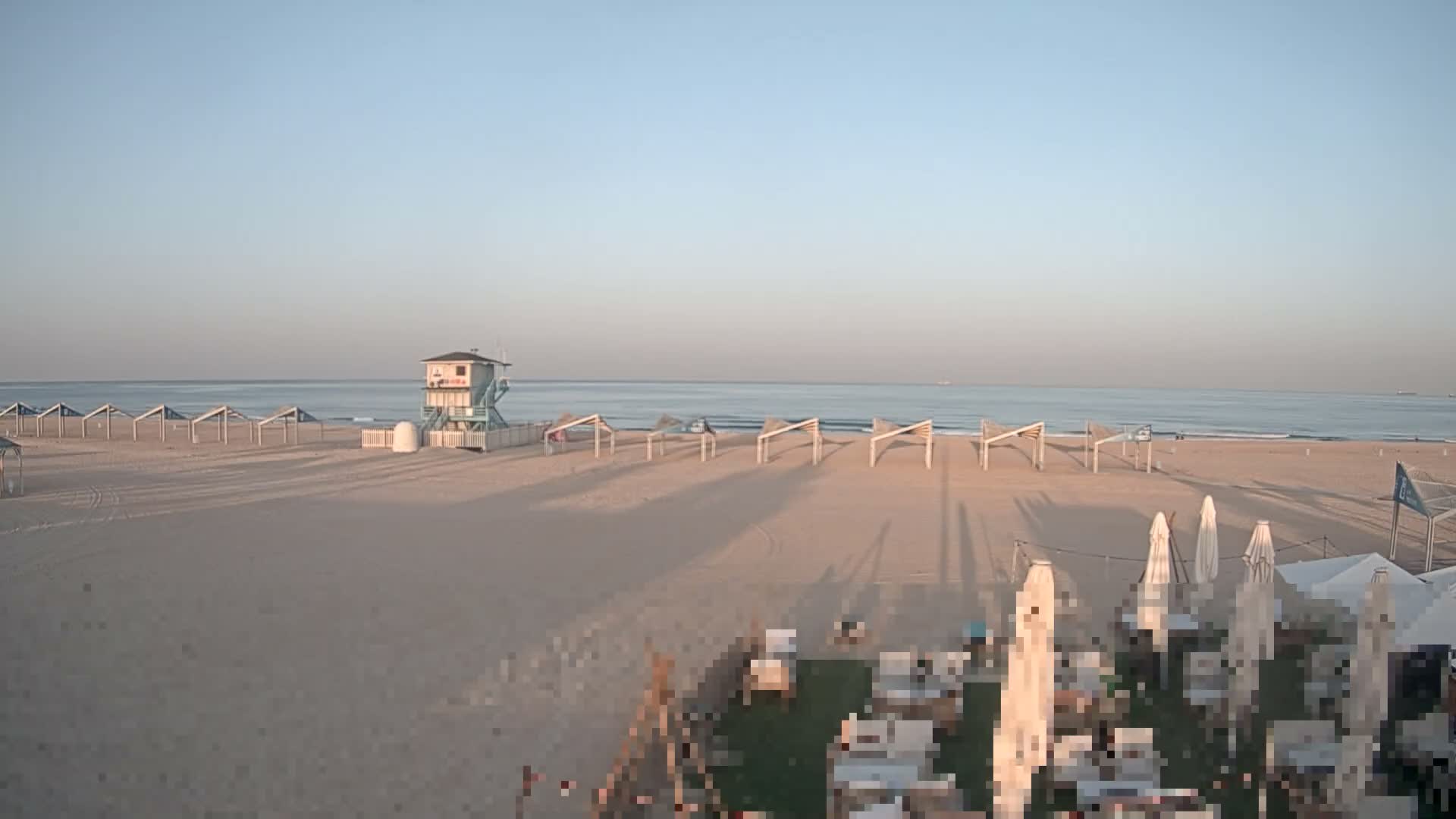 Ashdod, Yud-Alef Beach Live Cam - Ashkelon, Southern, Israel
