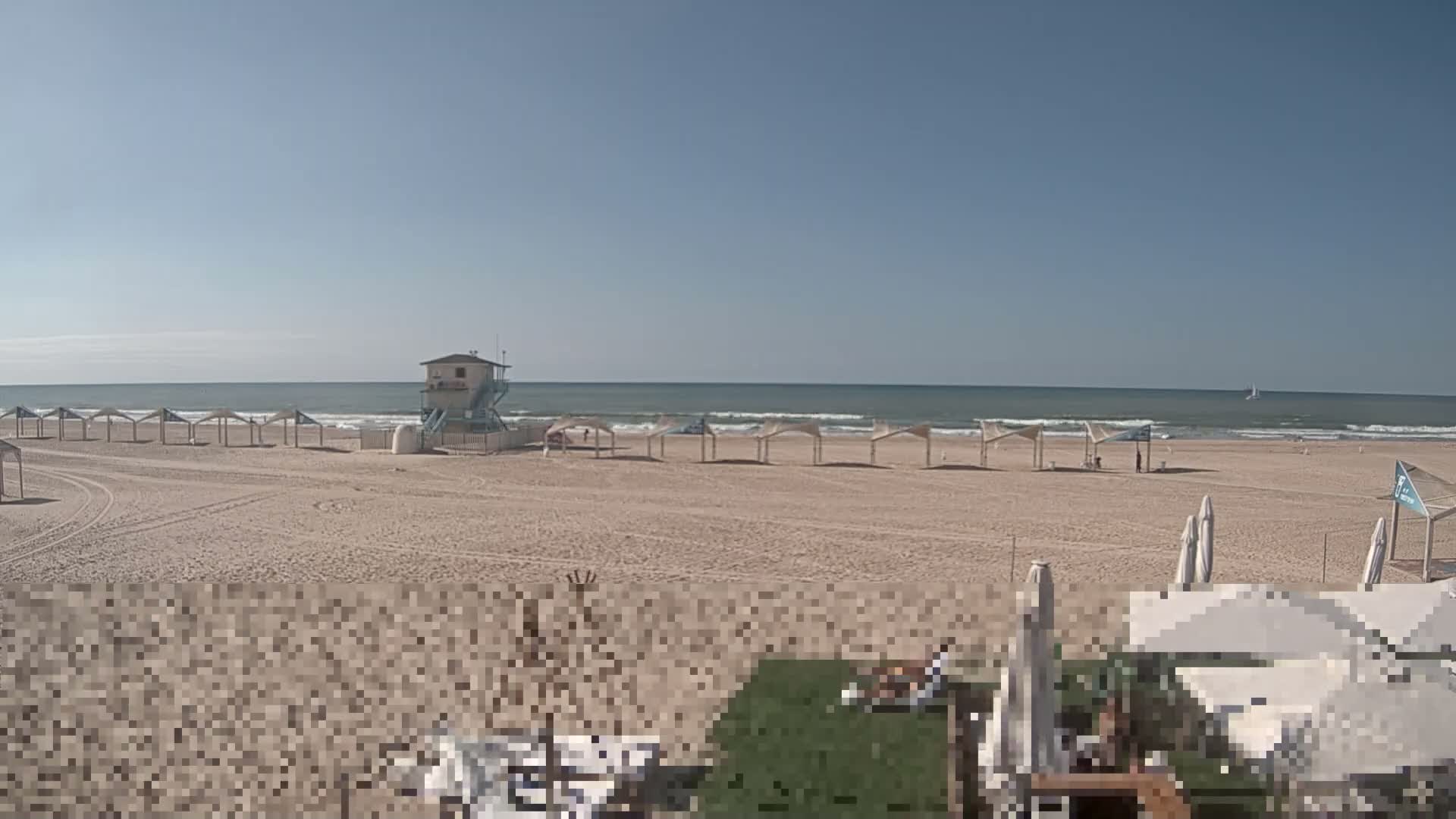 Ashdod, Yud-Alef Beach Live Cam - Ashkelon, Southern, Israel