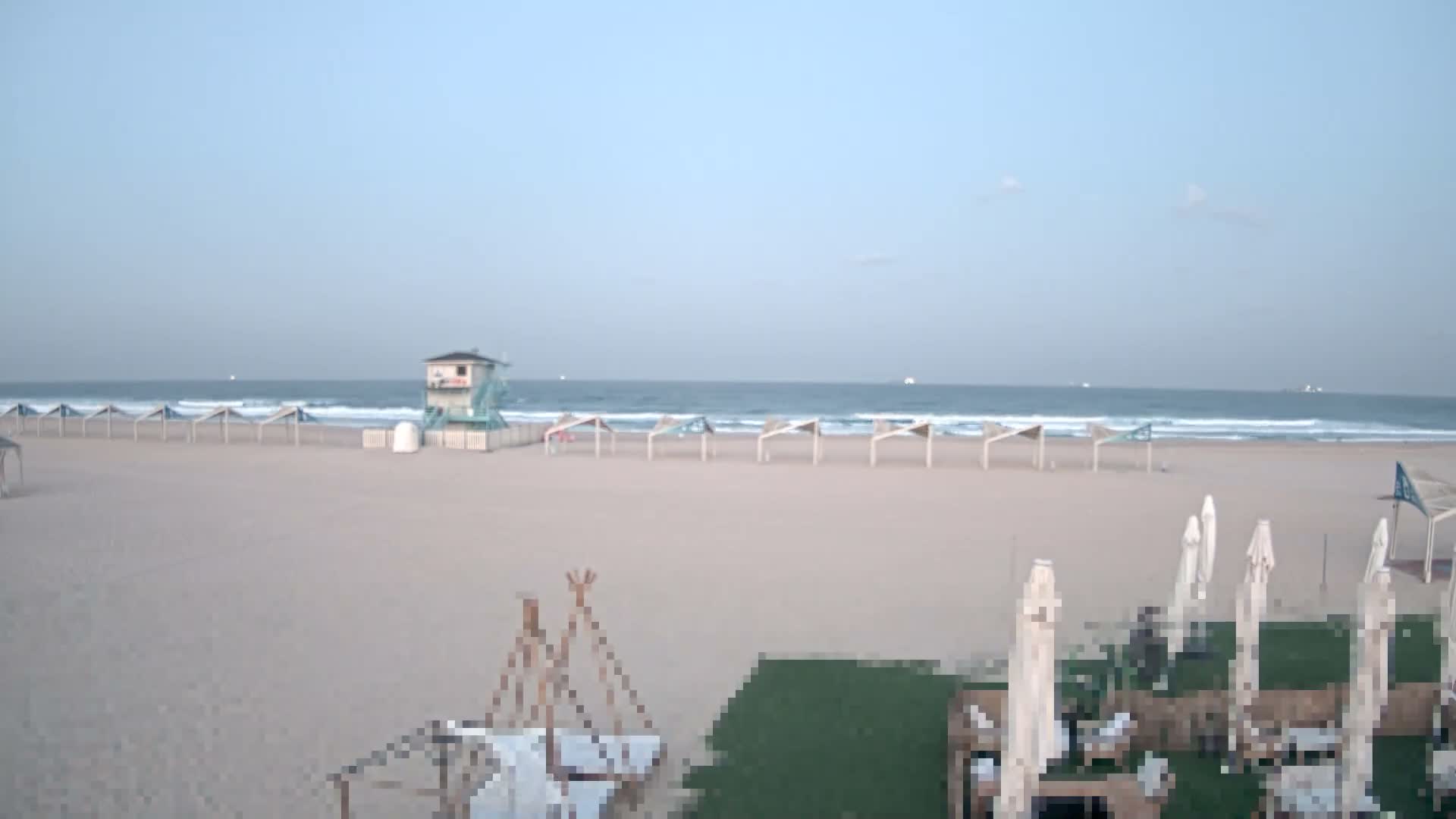 Ashdod, Yud-Alef Beach Live Cam - Ashkelon, Southern, Israel
