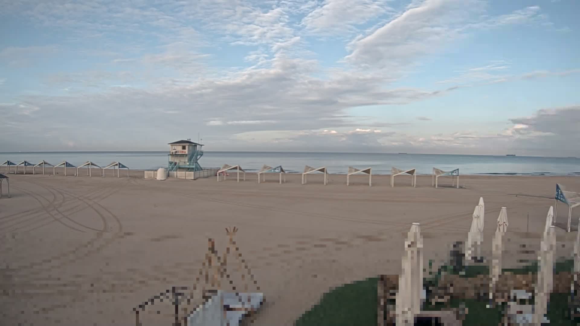 Ashdod, Yud-Alef Beach Live Cam - Ashkelon, Southern, Israel