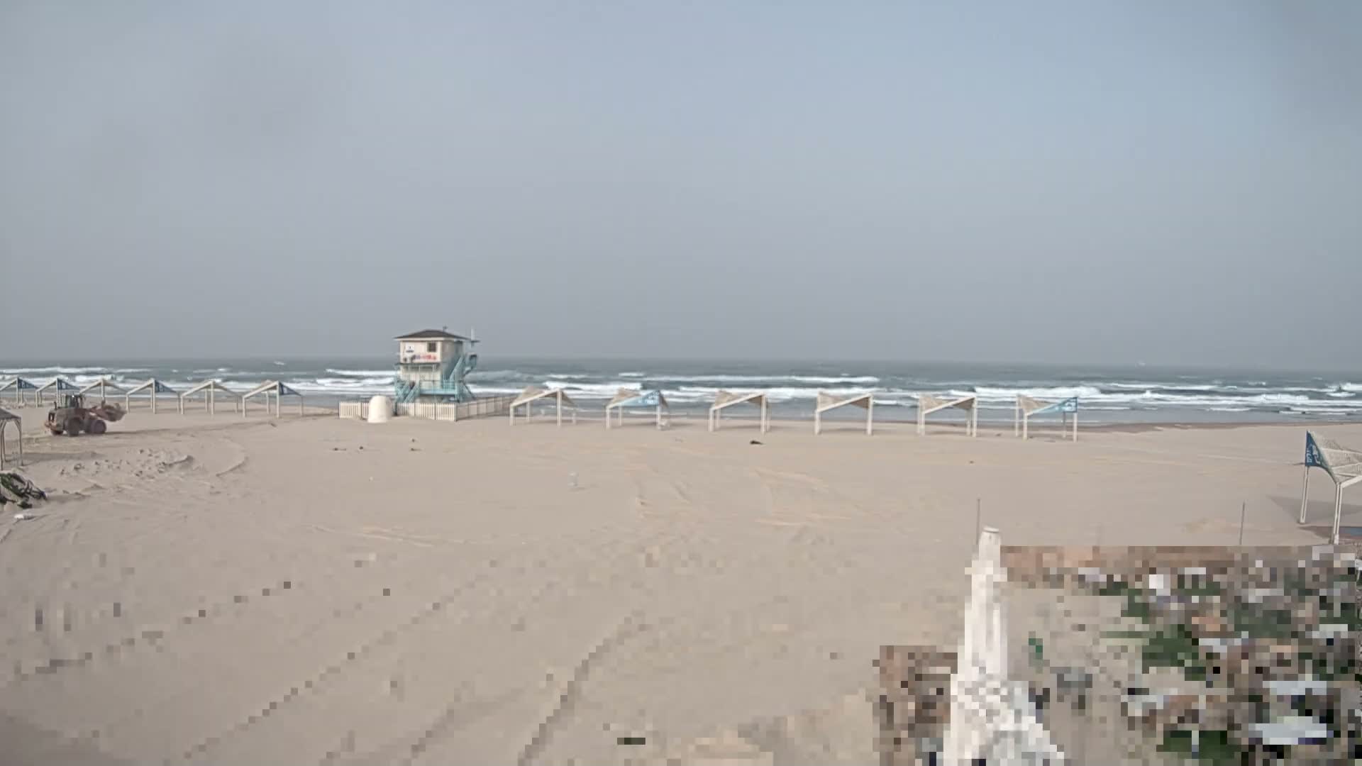 Ashdod, Yud-Alef Beach Live Cam - Ashkelon, Southern, Israel