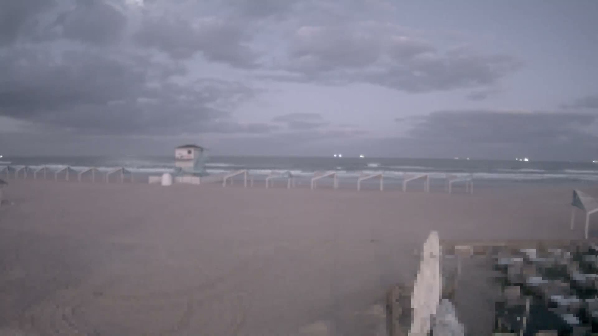 Ashdod, Yud-Alef Beach Live Cam - Ashkelon, Southern, Israel