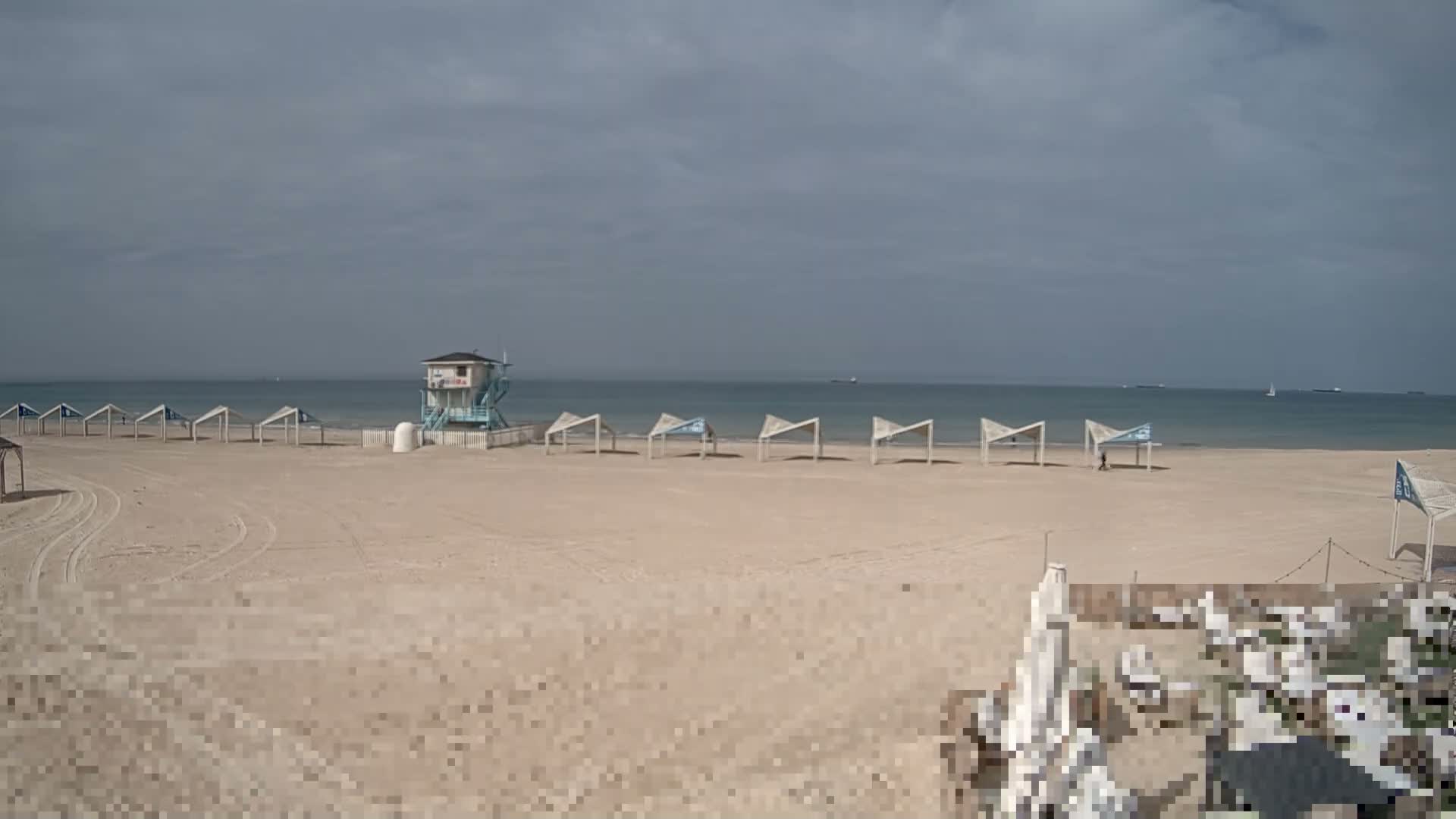 Ashdod, Yud-Alef Beach Live Cam - Ashkelon, Southern, Israel