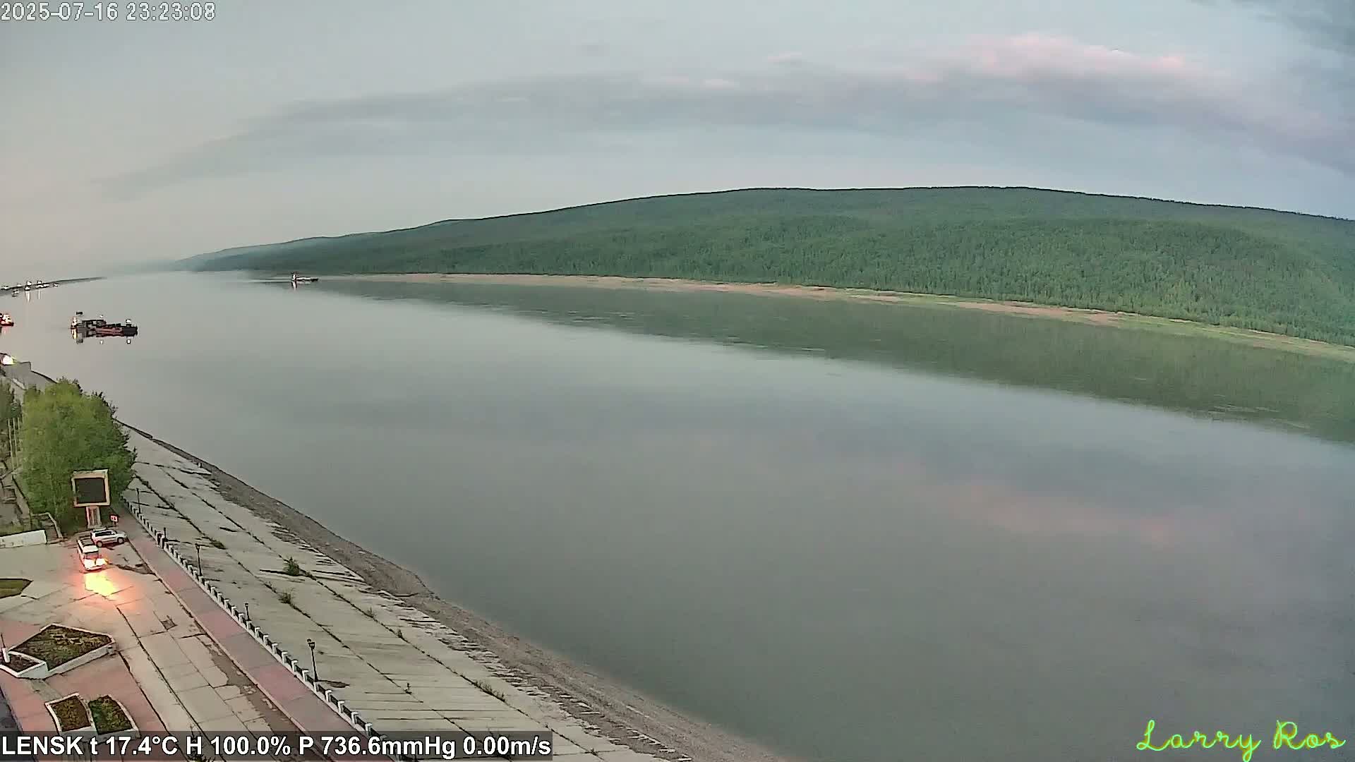 Lensk,  Lena River (Reka Lena) & River South Forest Live Cam - Lensk, Lensky, Sakha, Far Eastern (Dal'nevostochnyy), Russia