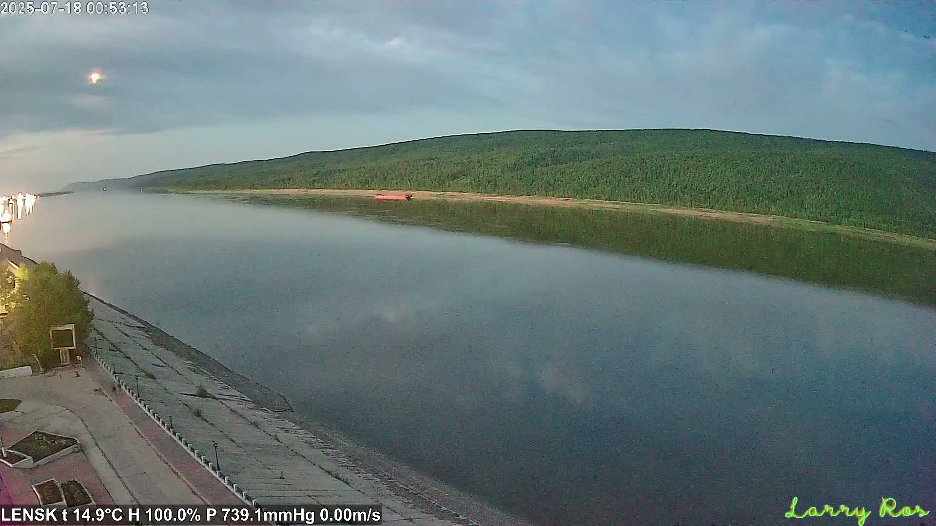Lensk,  Lena River (Reka Lena) & River South Forest Live Cam - Lensk, Lensky, Sakha, Far Eastern (Dal'nevostochnyy), Russia
