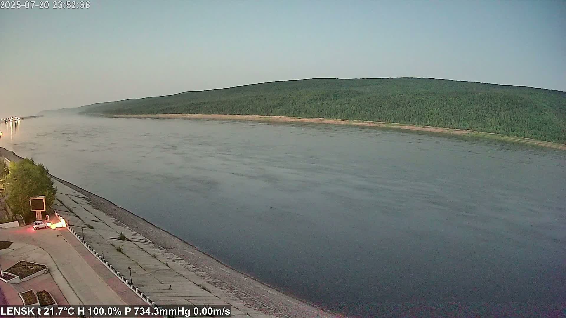 Lensk,  Lena River (Reka Lena) & River South Forest Live Cam - Lensk, Lensky, Sakha, Far Eastern (Dal'nevostochnyy), Russia
