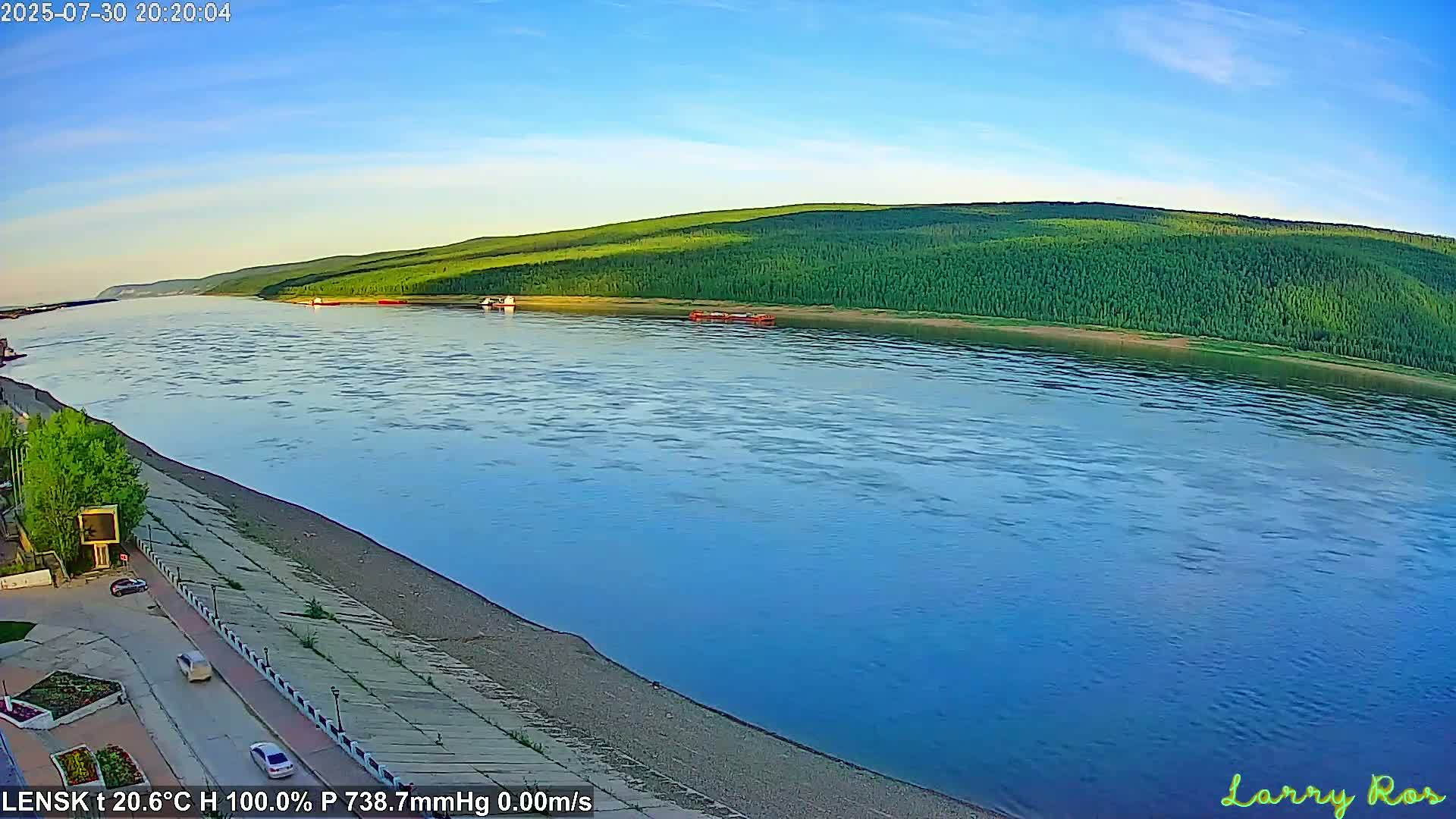 Lensk,  Lena River (Reka Lena) & River South Forest Live Cam - Lensk, Lensky, Sakha, Far Eastern (Dal'nevostochnyy), Russia