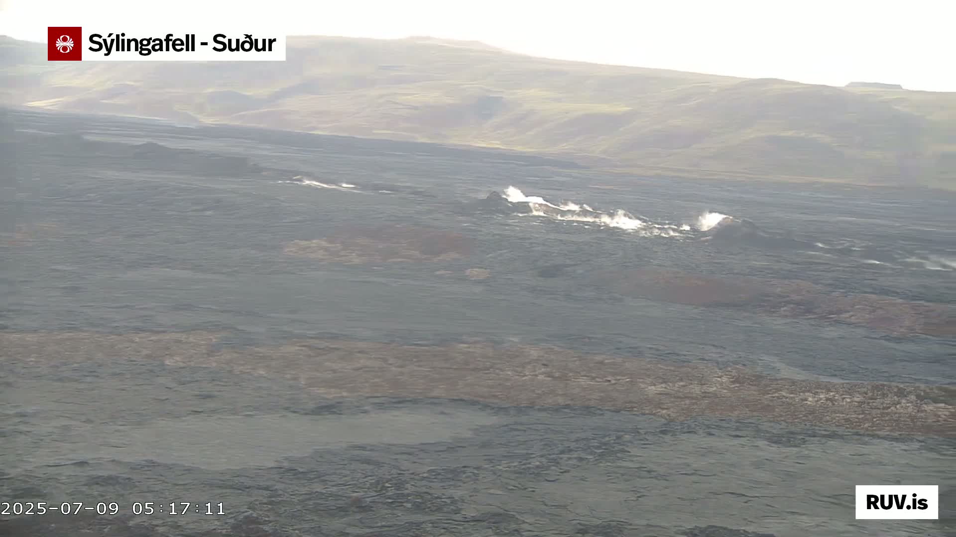 Sýlingarfell Tuya Volcano towards South & Grindavik City Silhouette PTZ Live Cam - Grindavik, Grindavikurbaer (Grindavíkurbær), Southern Peninsula (Suðurnes), Iceland