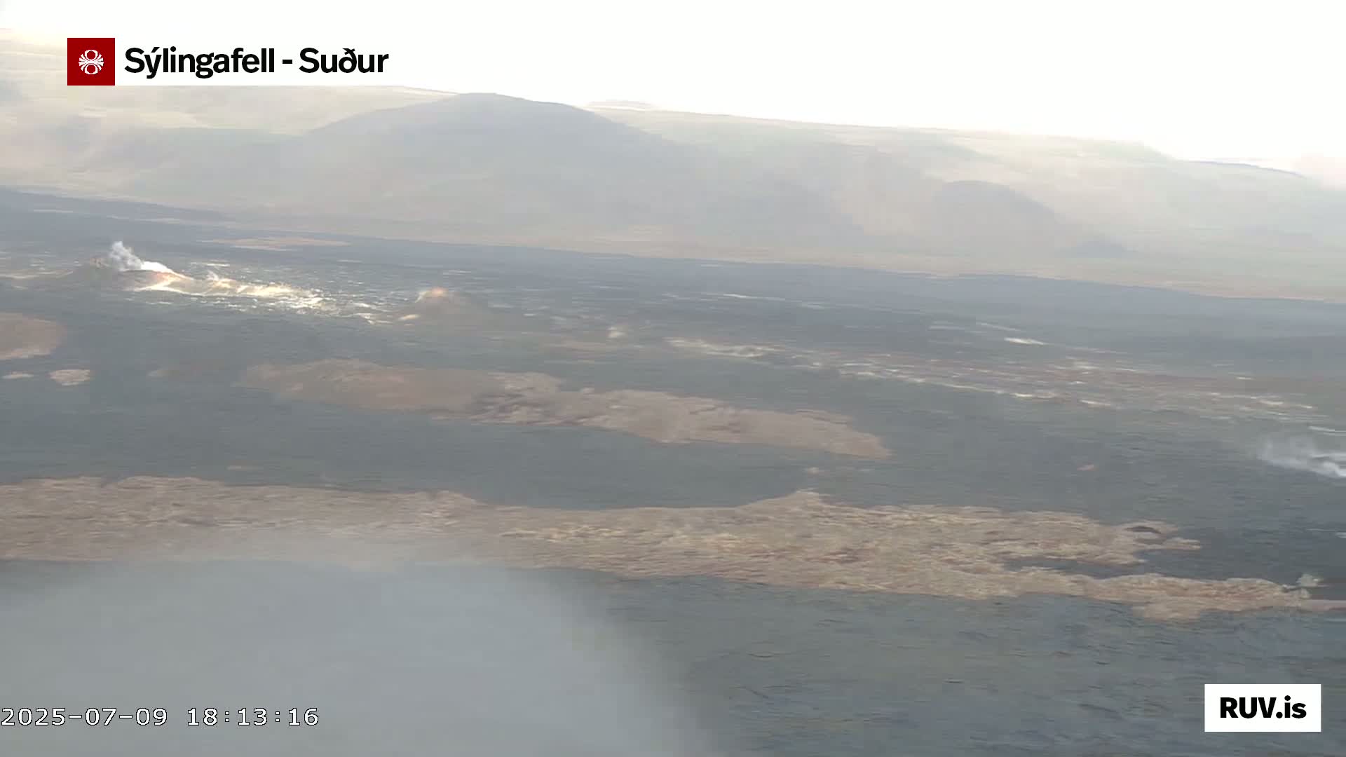 Sýlingarfell Tuya Volcano towards South & Grindavik City Silhouette PTZ Live Cam - Grindavik, Grindavikurbaer (Grindavíkurbær), Southern Peninsula (Suðurnes), Iceland