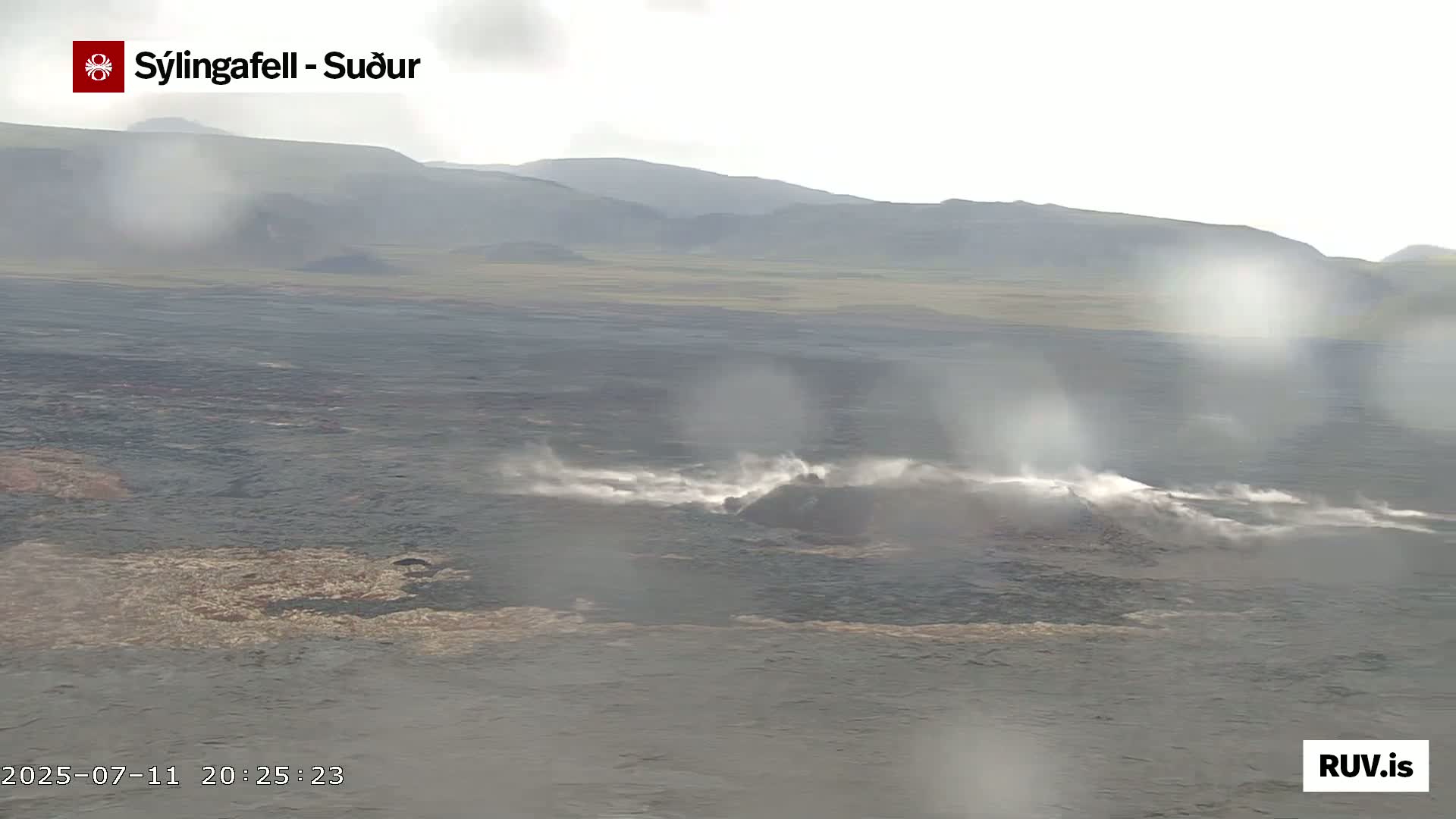 Sýlingarfell Tuya Volcano towards South & Grindavik City Silhouette PTZ Live Cam - Grindavik, Grindavikurbaer (Grindavíkurbær), Southern Peninsula (Suðurnes), Iceland