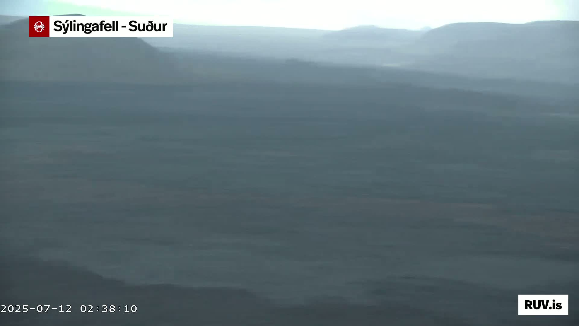 Sýlingarfell Tuya Volcano towards South & Grindavik City Silhouette PTZ Live Cam - Grindavik, Grindavikurbaer (Grindavíkurbær), Southern Peninsula (Suðurnes), Iceland