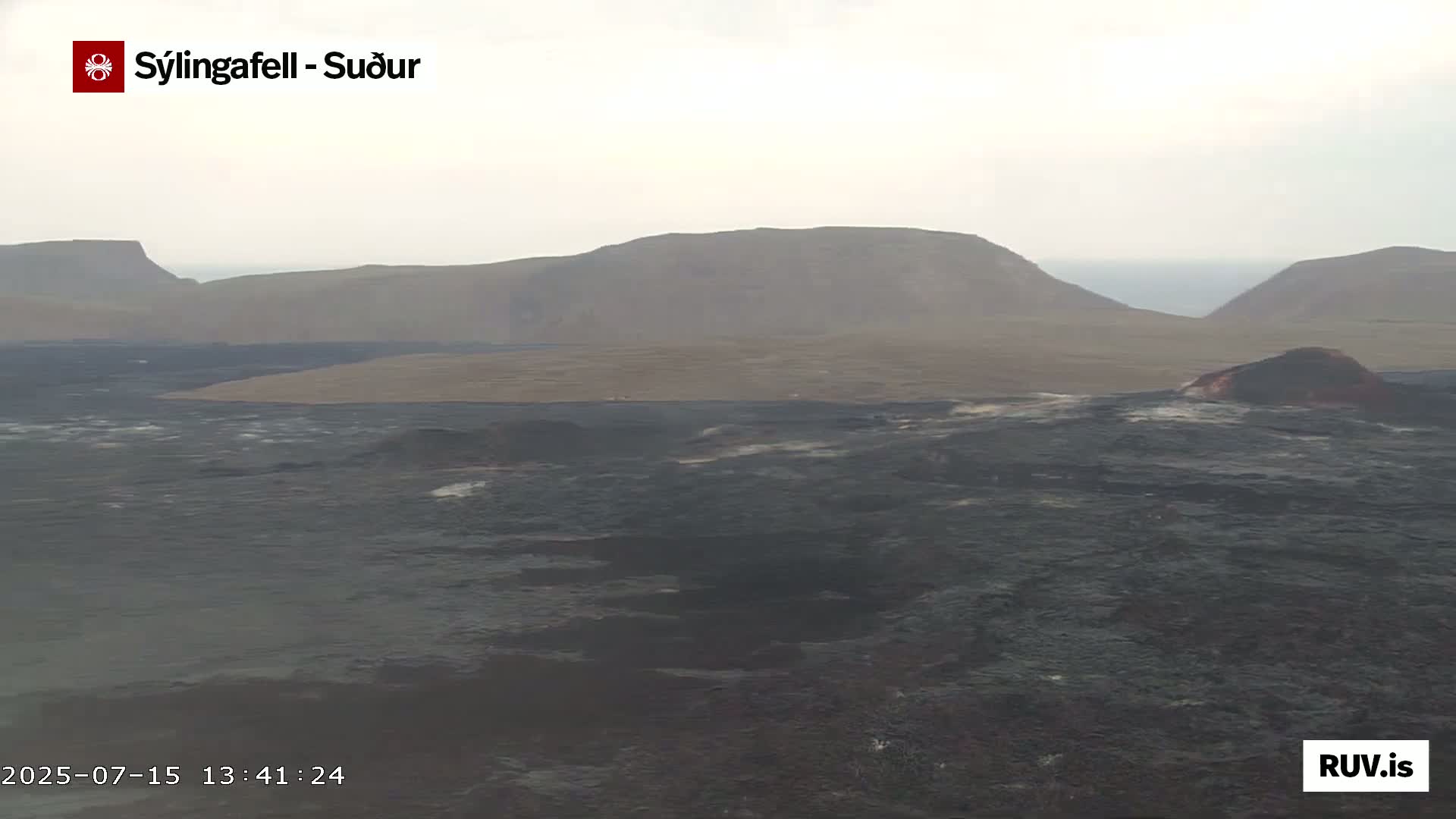 Sýlingarfell Tuya Volcano towards South & Grindavik City Silhouette PTZ Live Cam - Grindavik, Grindavikurbaer (Grindavíkurbær), Southern Peninsula (Suðurnes), Iceland