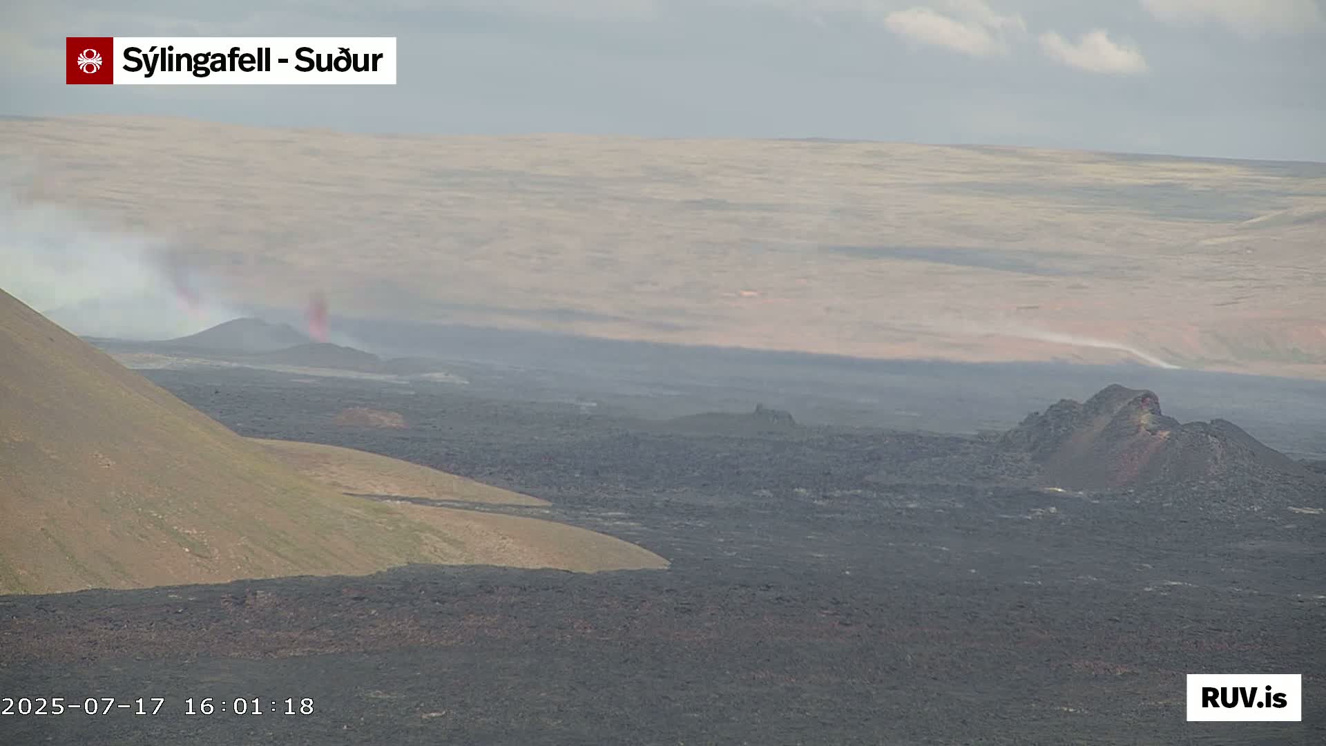 Sýlingarfell Tuya Volcano towards South & Grindavik City Silhouette PTZ Live Cam - Grindavik, Grindavikurbaer (Grindavíkurbær), Southern Peninsula (Suðurnes), Iceland