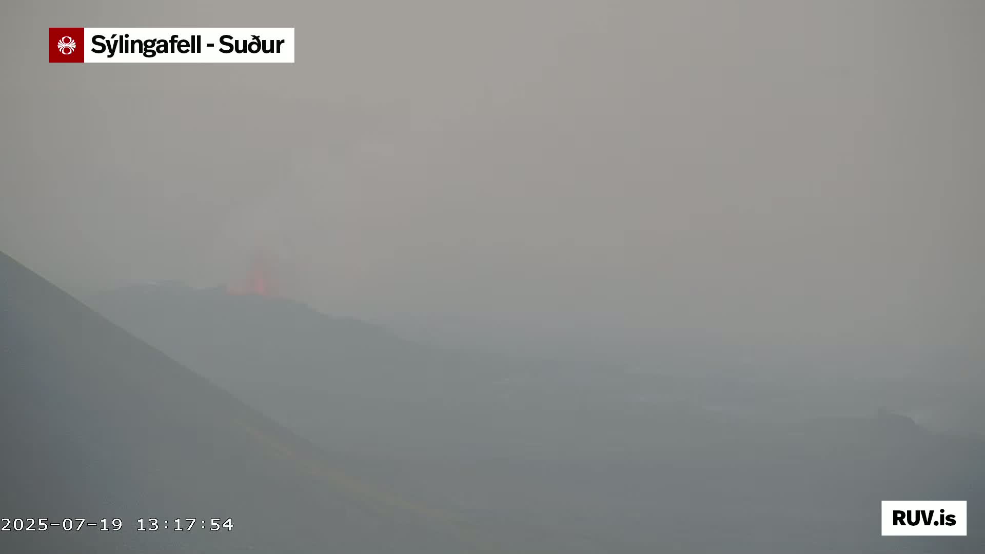 Sýlingarfell Tuya Volcano towards South & Grindavik City Silhouette PTZ Live Cam - Grindavik, Grindavikurbaer (Grindavíkurbær), Southern Peninsula (Suðurnes), Iceland