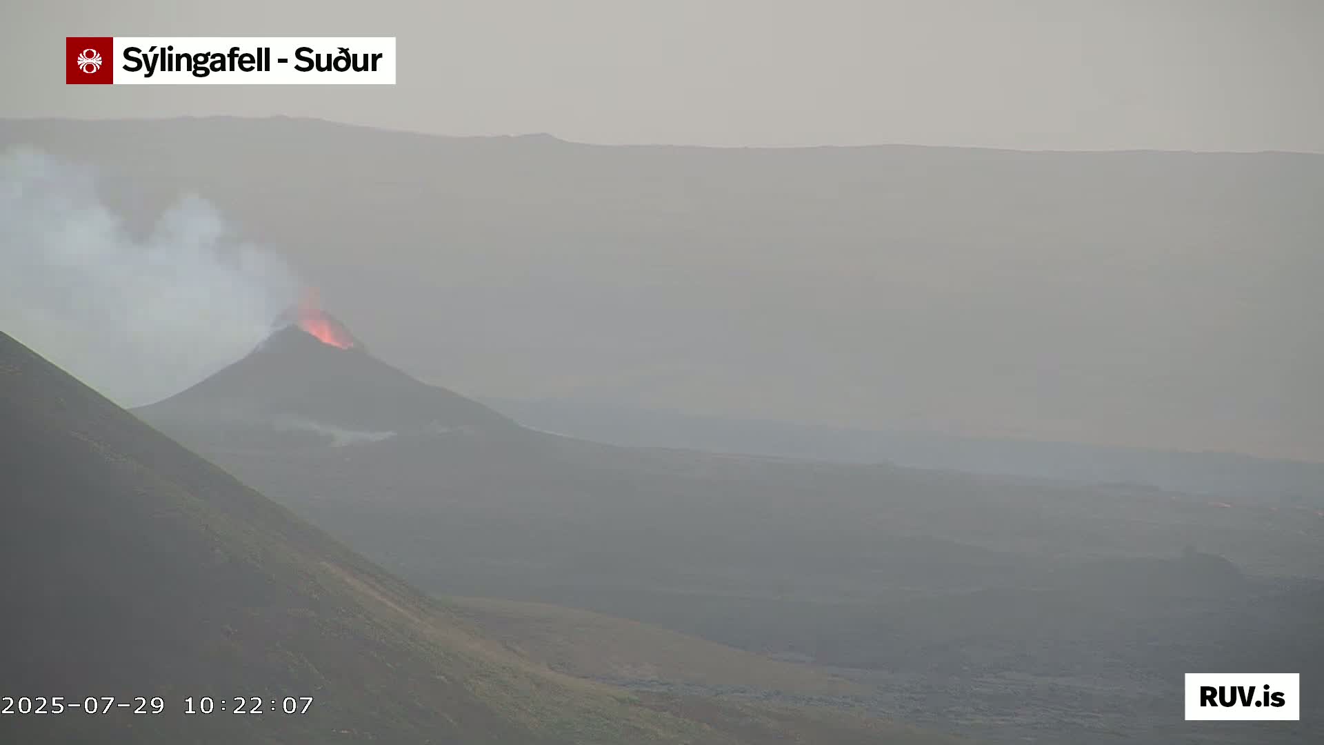 Sýlingarfell Tuya Volcano towards South & Grindavik City Silhouette PTZ Live Cam - Grindavik, Grindavikurbaer (Grindavíkurbær), Southern Peninsula (Suðurnes), Iceland