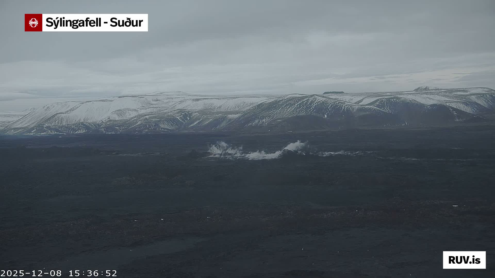 Sýlingarfell Tuya Volcano towards South & Grindavik City Silhouette PTZ Live Cam - Grindavik, Grindavikurbaer (Grindavíkurbær), Southern Peninsula (Suðurnes), Iceland