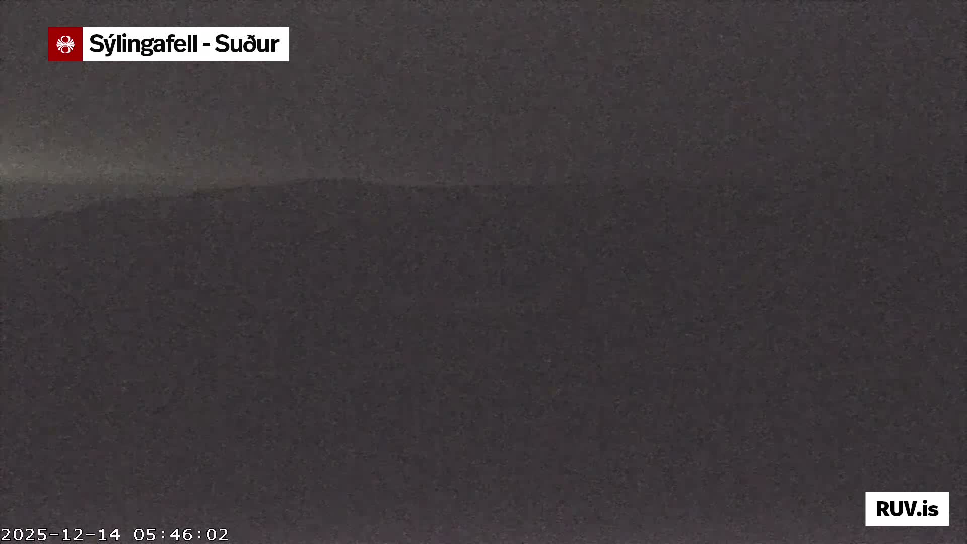 Sýlingarfell Tuya Volcano towards South & Grindavik City Silhouette PTZ Live Cam - Grindavik, Grindavikurbaer (Grindavíkurbær), Southern Peninsula (Suðurnes), Iceland