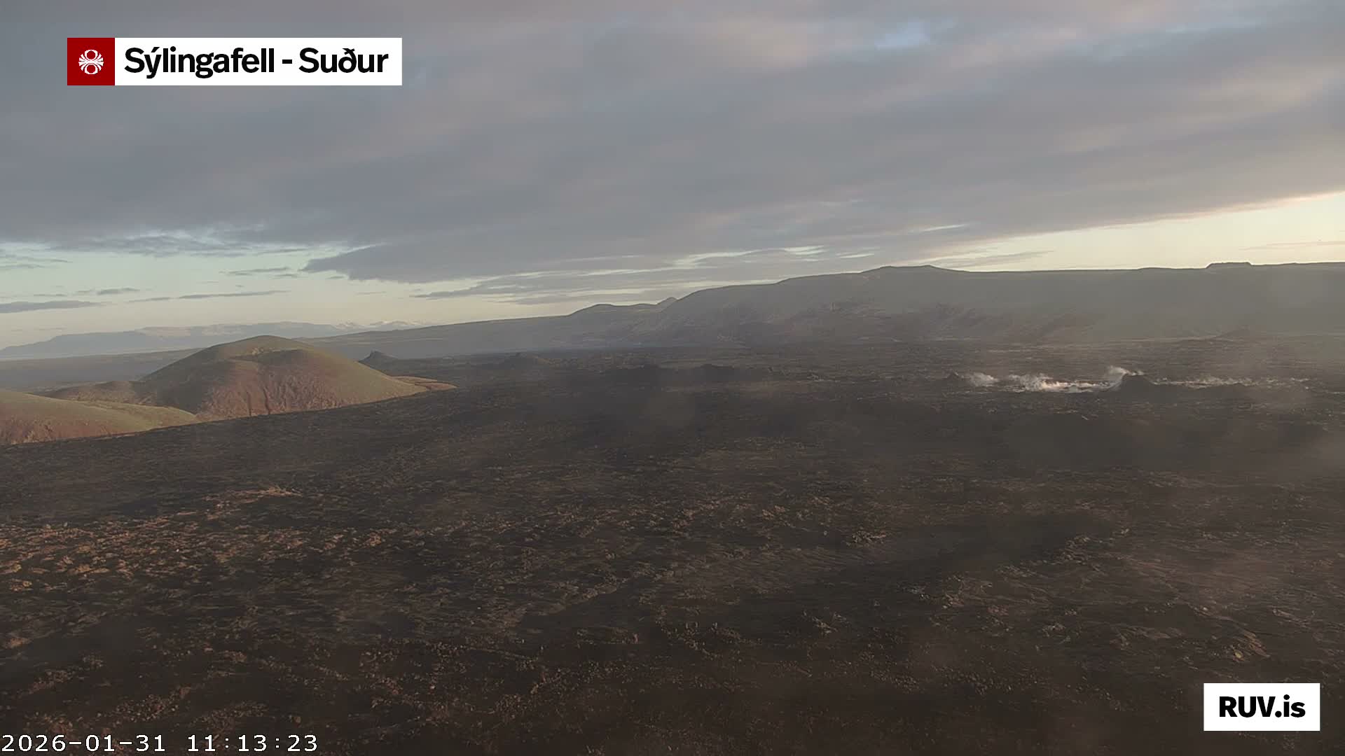 Sýlingarfell Tuya Volcano towards South & Grindavik City Silhouette PTZ Live Cam - Grindavik, Grindavikurbaer (Grindavíkurbær), Southern Peninsula (Suðurnes), Iceland