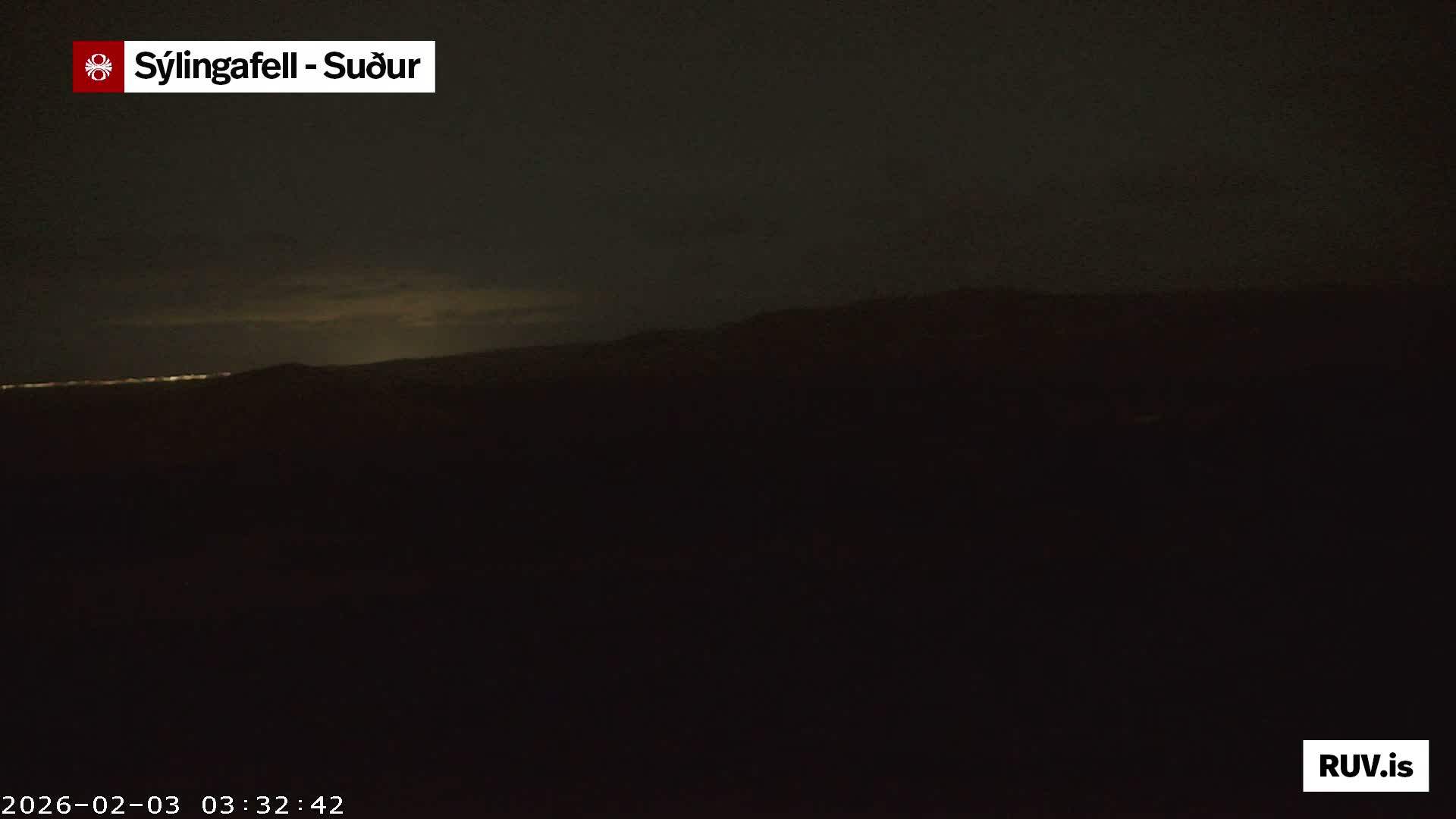 Sýlingarfell Tuya Volcano towards South & Grindavik City Silhouette PTZ Live Cam - Grindavik, Grindavikurbaer (Grindavíkurbær), Southern Peninsula (Suðurnes), Iceland