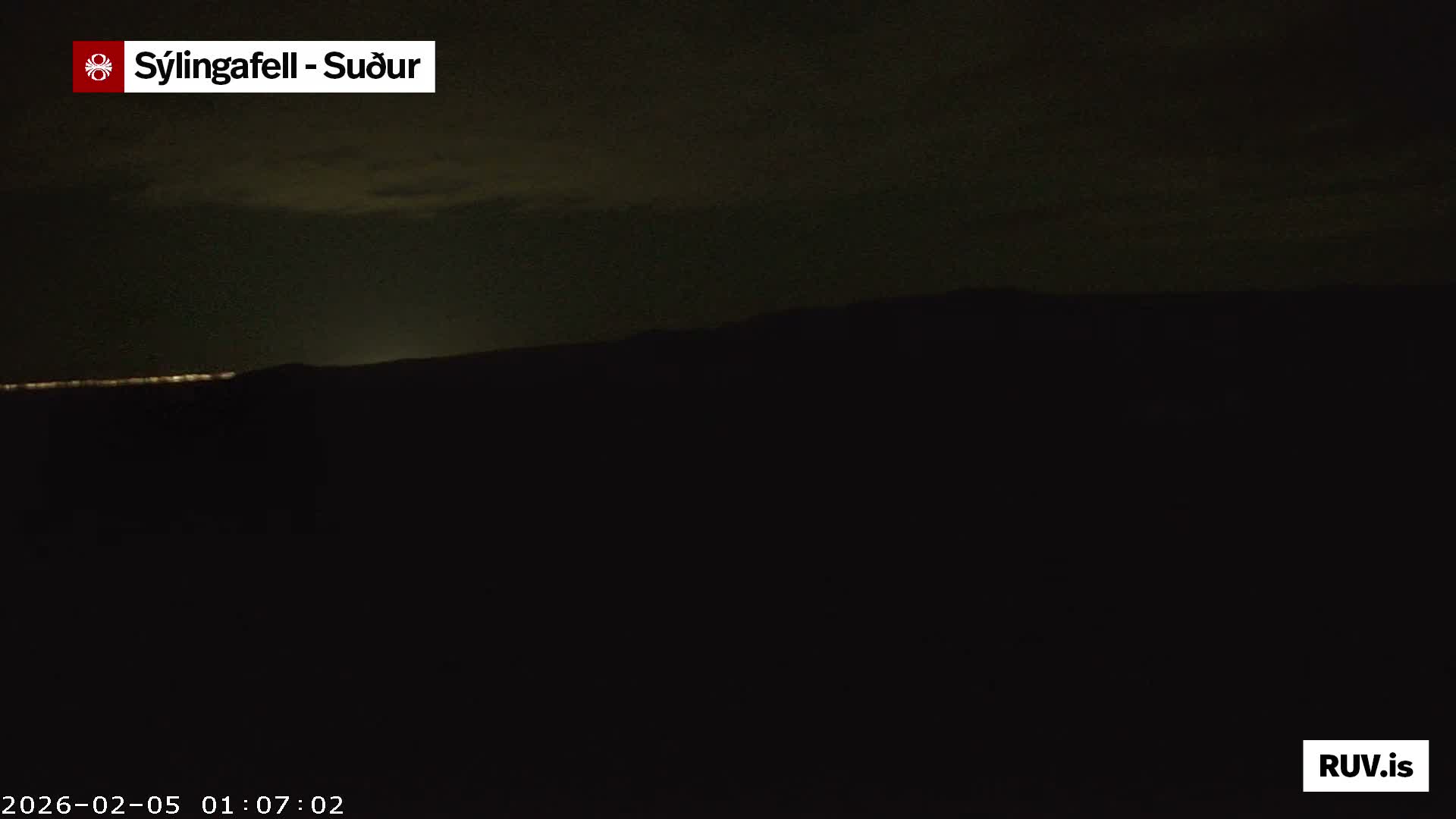 Sýlingarfell Tuya Volcano towards South & Grindavik City Silhouette PTZ Live Cam - Grindavik, Grindavikurbaer (Grindavíkurbær), Southern Peninsula (Suðurnes), Iceland
