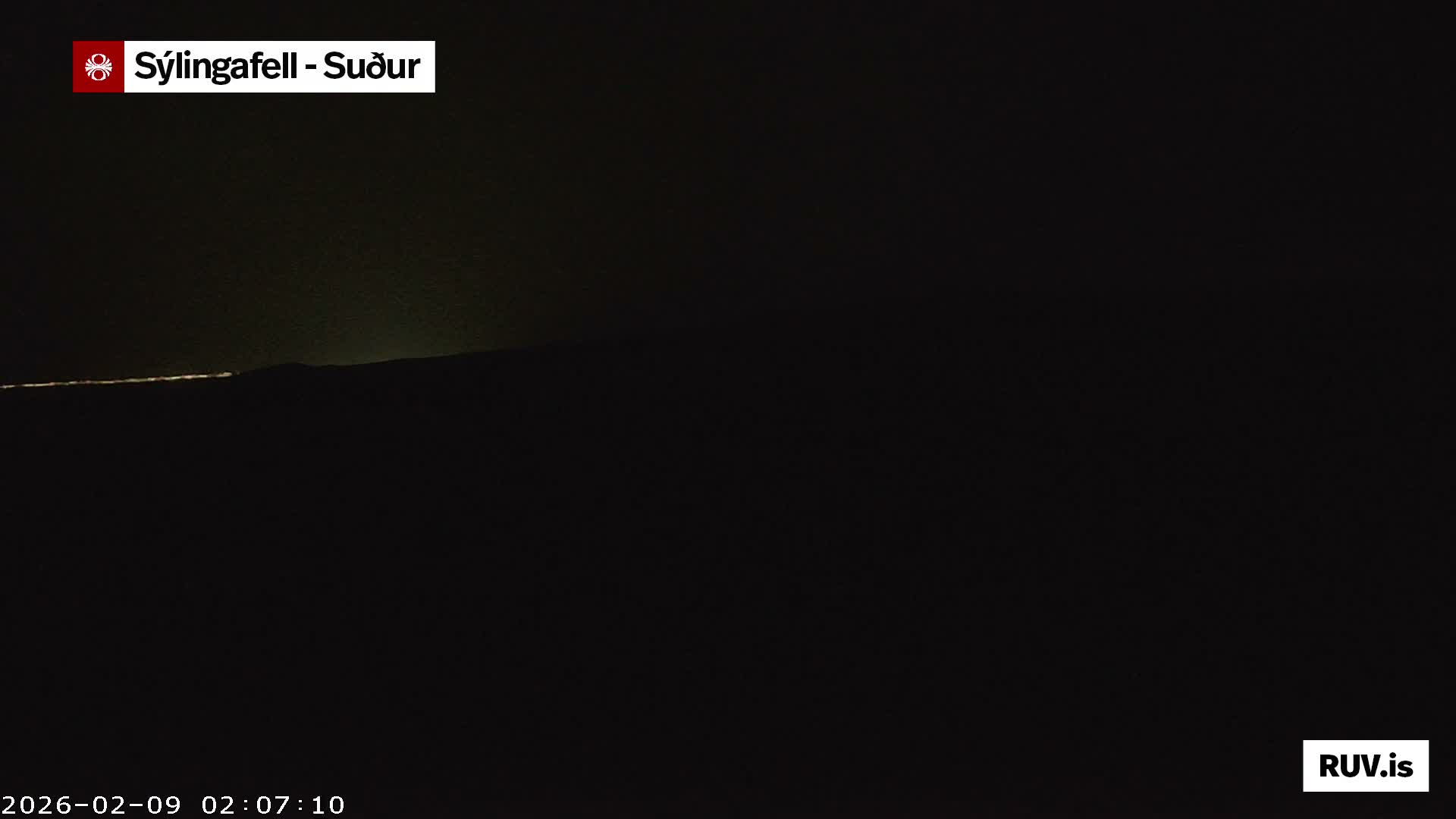 Sýlingarfell Tuya Volcano towards South & Grindavik City Silhouette PTZ Live Cam - Grindavik, Grindavikurbaer (Grindavíkurbær), Southern Peninsula (Suðurnes), Iceland