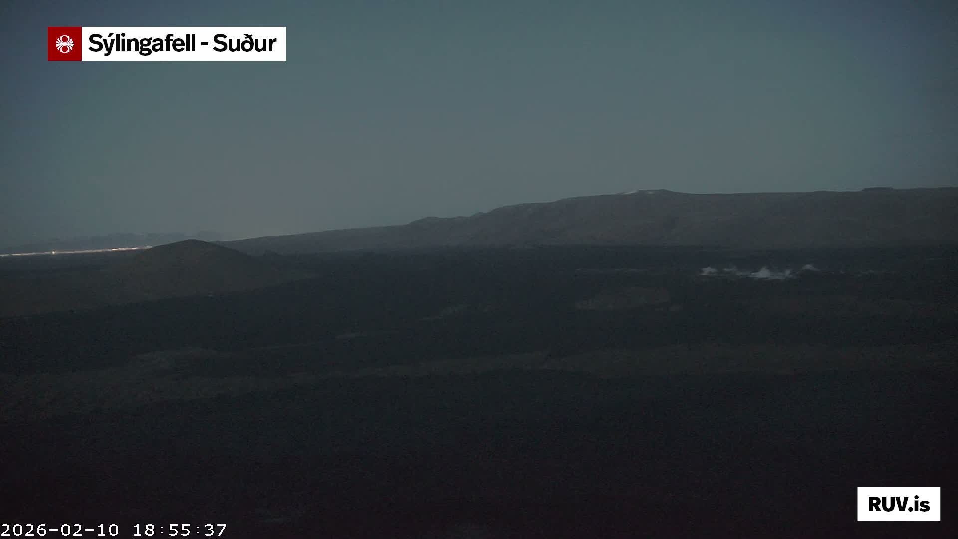 Sýlingarfell Tuya Volcano towards South & Grindavik City Silhouette PTZ Live Cam - Grindavik, Grindavikurbaer (Grindavíkurbær), Southern Peninsula (Suðurnes), Iceland