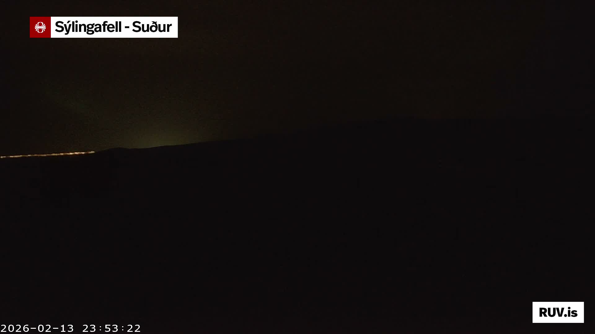 Sýlingarfell Tuya Volcano towards South & Grindavik City Silhouette PTZ Live Cam - Grindavik, Grindavikurbaer (Grindavíkurbær), Southern Peninsula (Suðurnes), Iceland