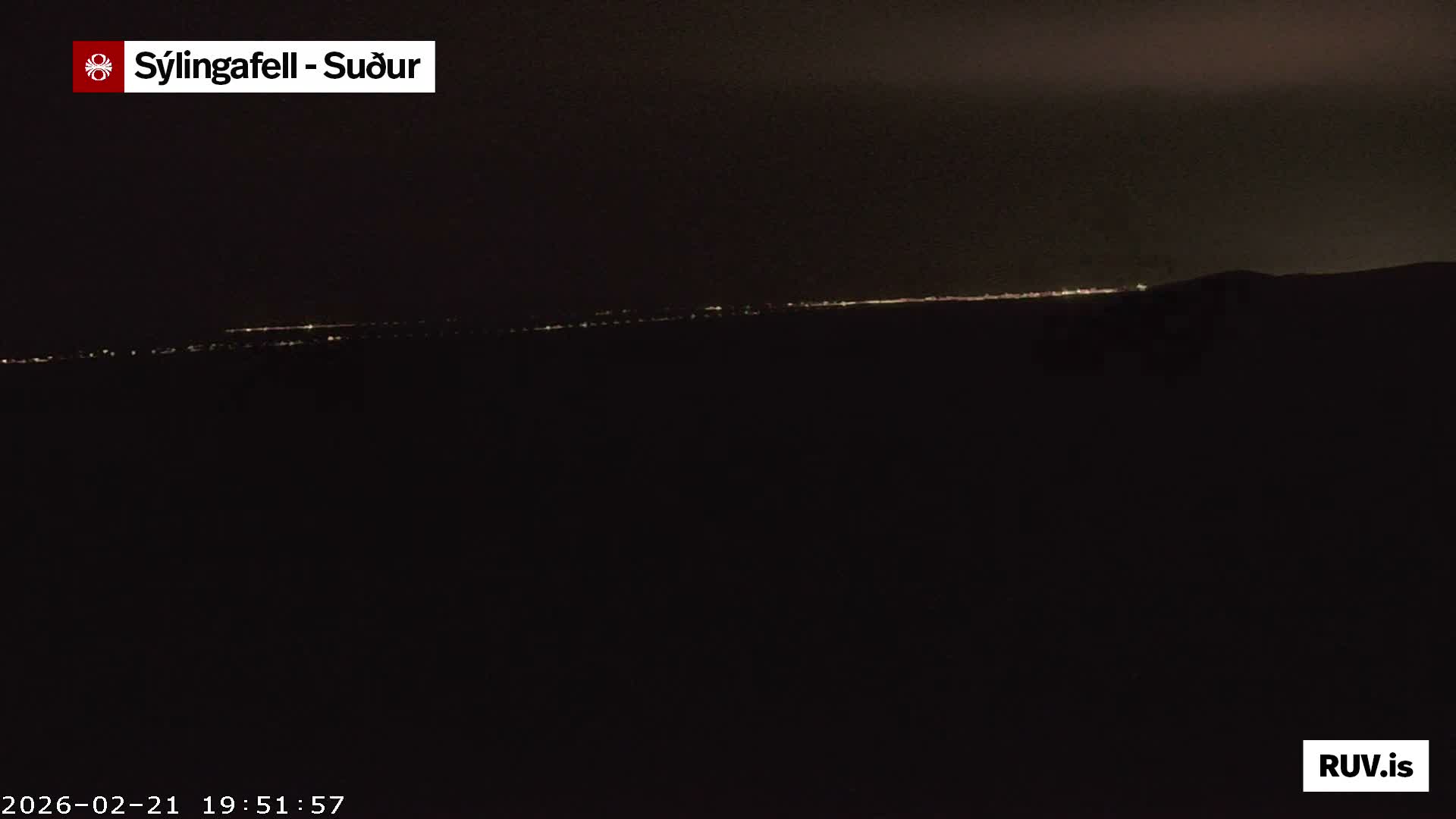 Sýlingarfell Tuya Volcano towards South & Grindavik City Silhouette PTZ Live Cam - Grindavik, Grindavikurbaer (Grindavíkurbær), Southern Peninsula (Suðurnes), Iceland