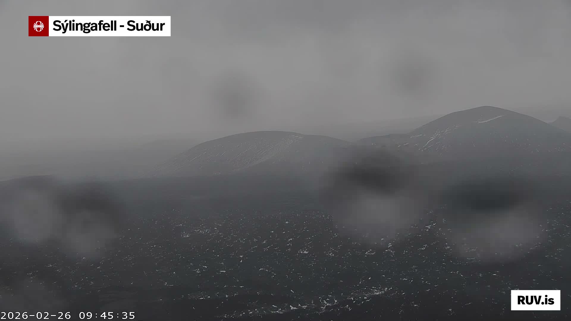 Sýlingarfell Tuya Volcano towards South & Grindavik City Silhouette PTZ Live Cam - Grindavik, Grindavikurbaer (Grindavíkurbær), Southern Peninsula (Suðurnes), Iceland