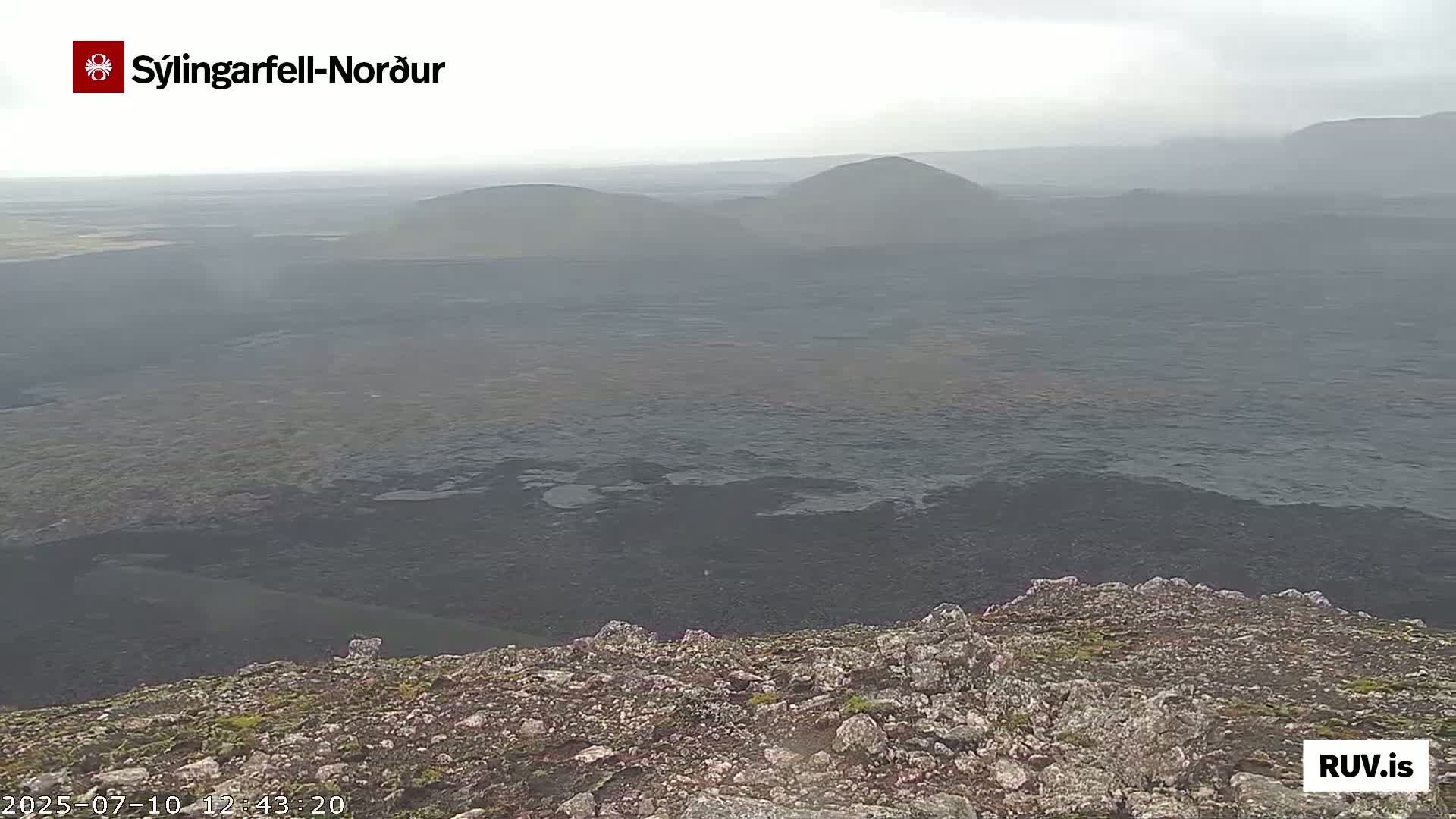 Sýlingarfell Tuya Volcano towards North PTZ Live Cam - Grindavik, Grindavikurbaer (Grindavíkurbær), Southern Peninsula (Suðurnes), Iceland