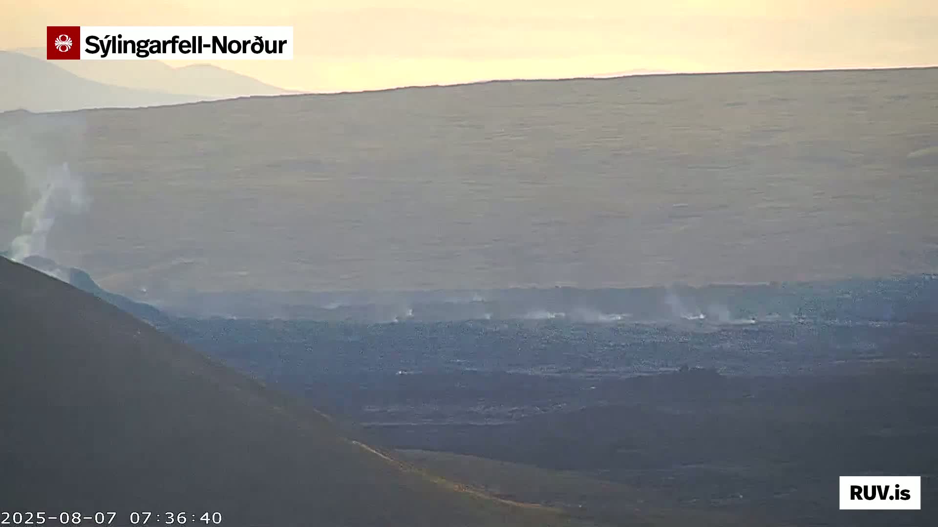 Sýlingarfell Tuya Volcano towards North PTZ Live Cam - Grindavik, Grindavikurbaer (Grindavíkurbær), Southern Peninsula (Suðurnes), Iceland