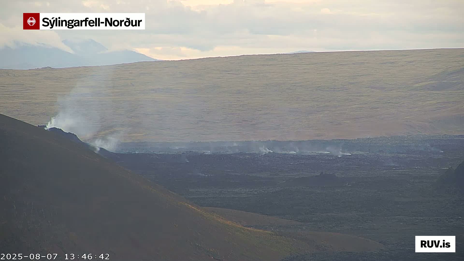 Sýlingarfell Tuya Volcano towards North PTZ Live Cam - Grindavik, Grindavikurbaer (Grindavíkurbær), Southern Peninsula (Suðurnes), Iceland