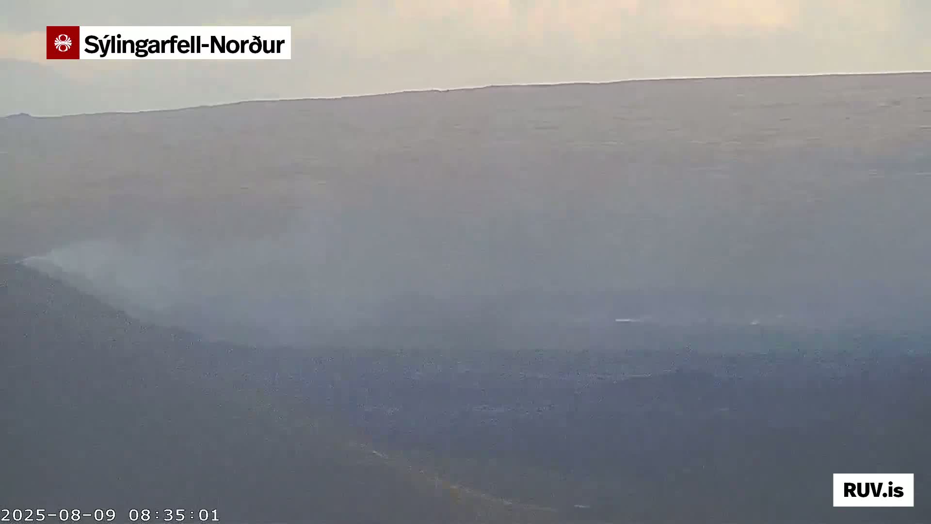 Sýlingarfell Tuya Volcano towards North PTZ Live Cam - Grindavik, Grindavikurbaer (Grindavíkurbær), Southern Peninsula (Suðurnes), Iceland