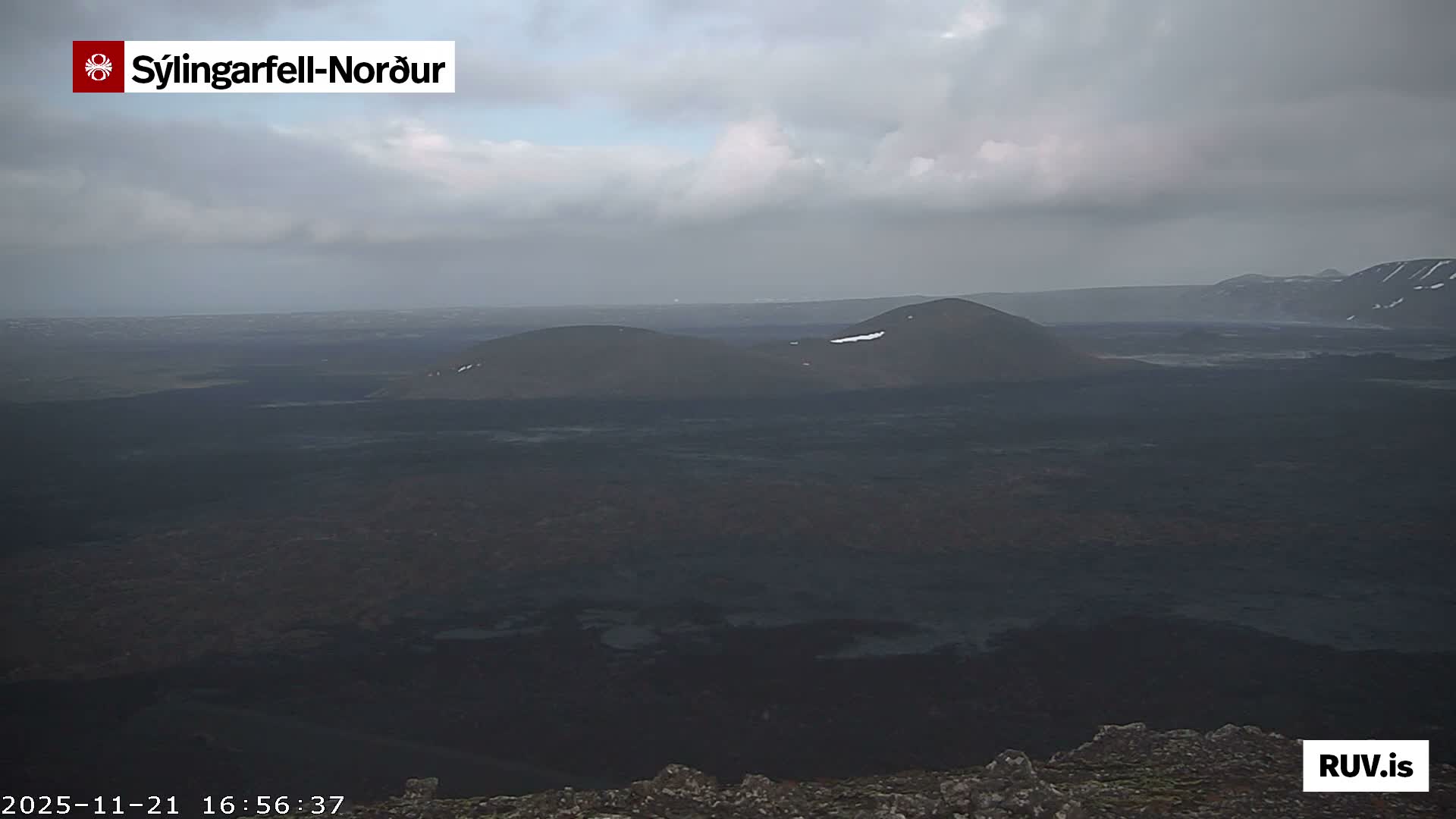 Sýlingarfell Tuya Volcano towards North PTZ Live Cam - Grindavik, Grindavikurbaer (Grindavíkurbær), Southern Peninsula (Suðurnes), Iceland