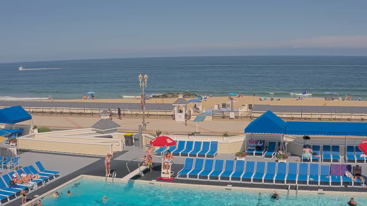 Long Branch Beach towards Northeast from Promenade Beach Club Live Cam - Long Branch, Monmouth, New Jersey, USA