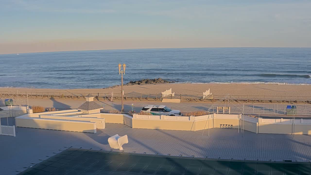 Long Branch Beach towards Northeast from Promenade Beach Club Live Cam - Long Branch, Monmouth, New Jersey, USA